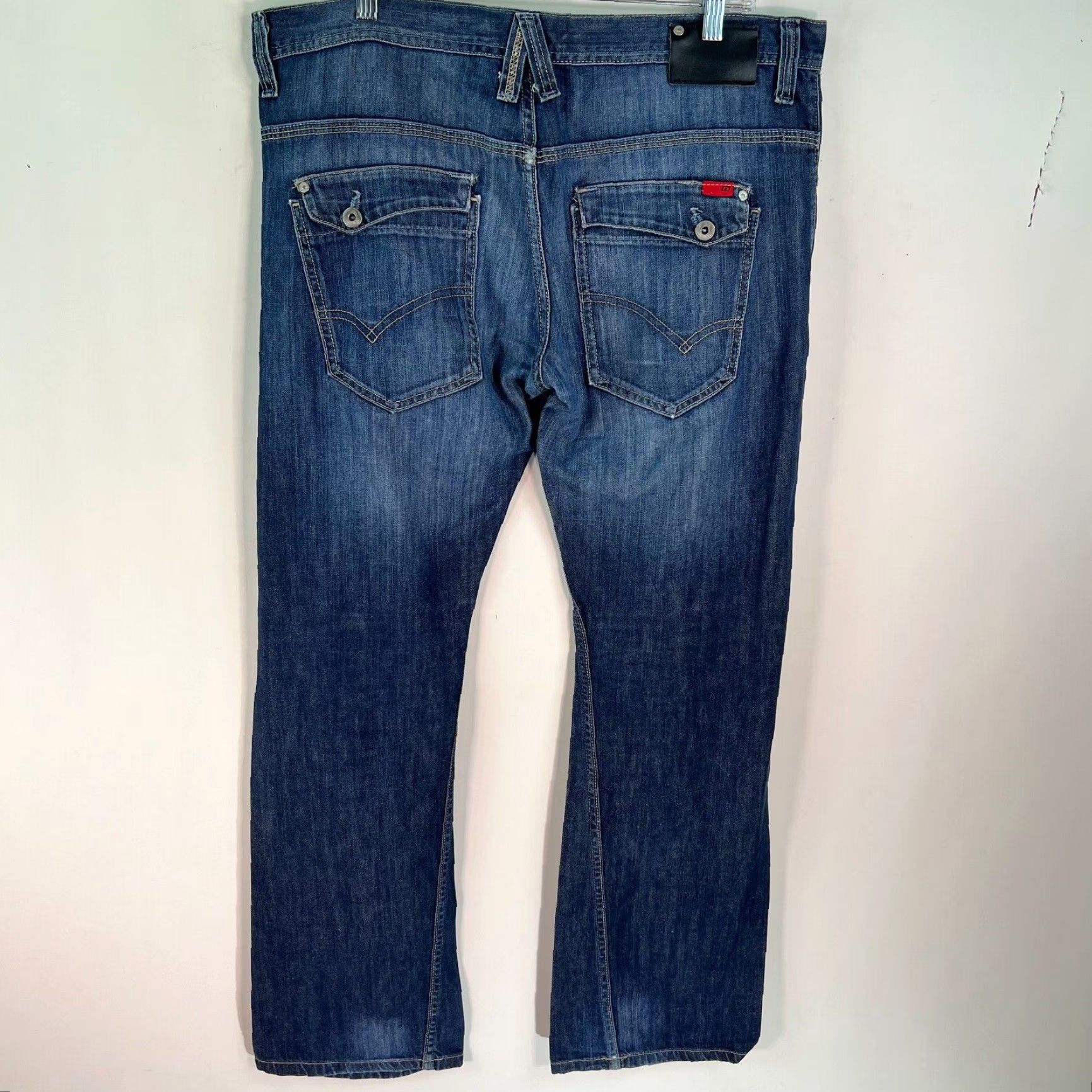Vintage Blend Jeans Mens Flat Front Dark Wash Button Fly Blue Straight Denim Jeans 32 Regular 5-Pocket Blue Mens Size US 36 / EU 52 - 2 Thumbnail