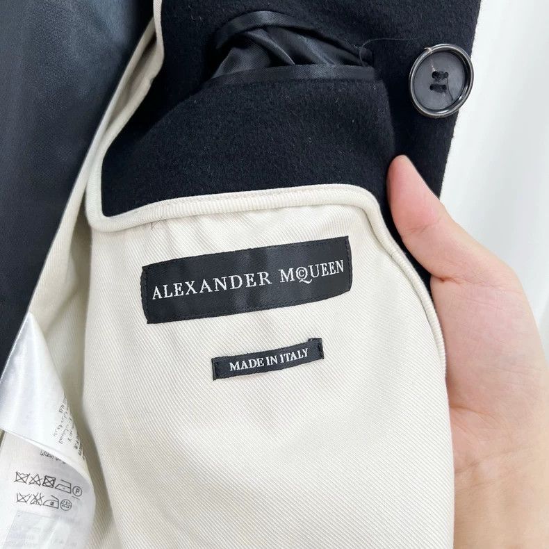 Alexander McQueen Alexander Mcqueen Rhinestone embroidered wool coat Size XL / US 12-14 / IT 48-50 - 6 Thumbnail