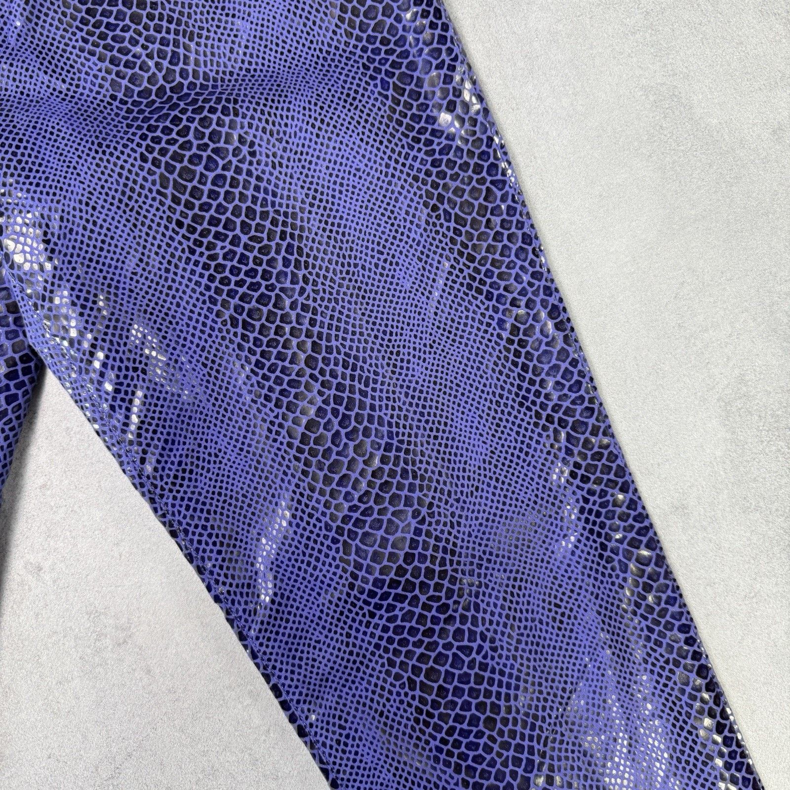 Kenzo Vintage Kenzo Jeans Snake Pattern Pants Purple Size 44 Size 30" / US 8 / IT 44 - 6 Thumbnail