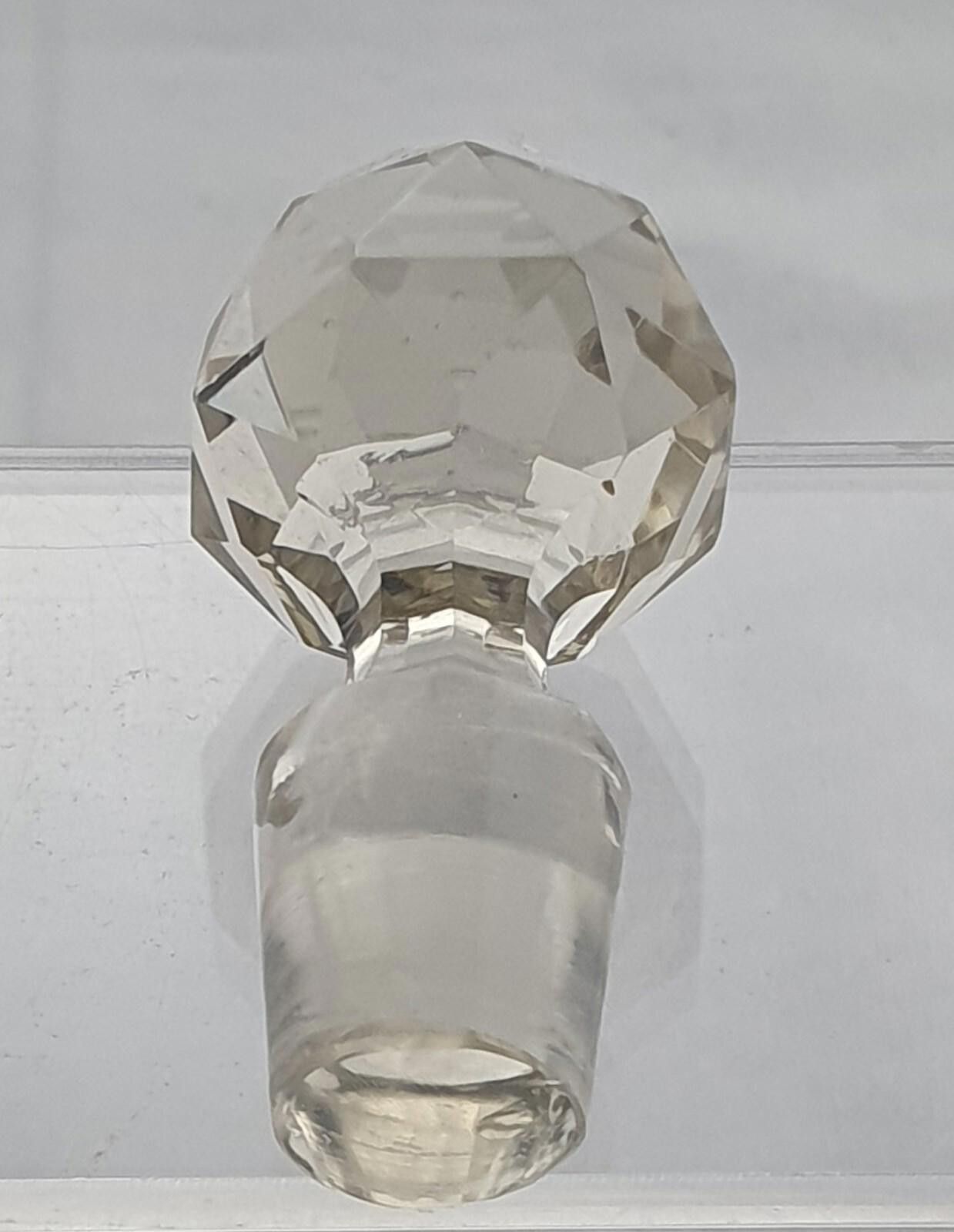 The Unbranded Brand Antique Cut Crystal Set of 2 Bottles with Stopper Size ONE SIZE - 6 Thumbnail