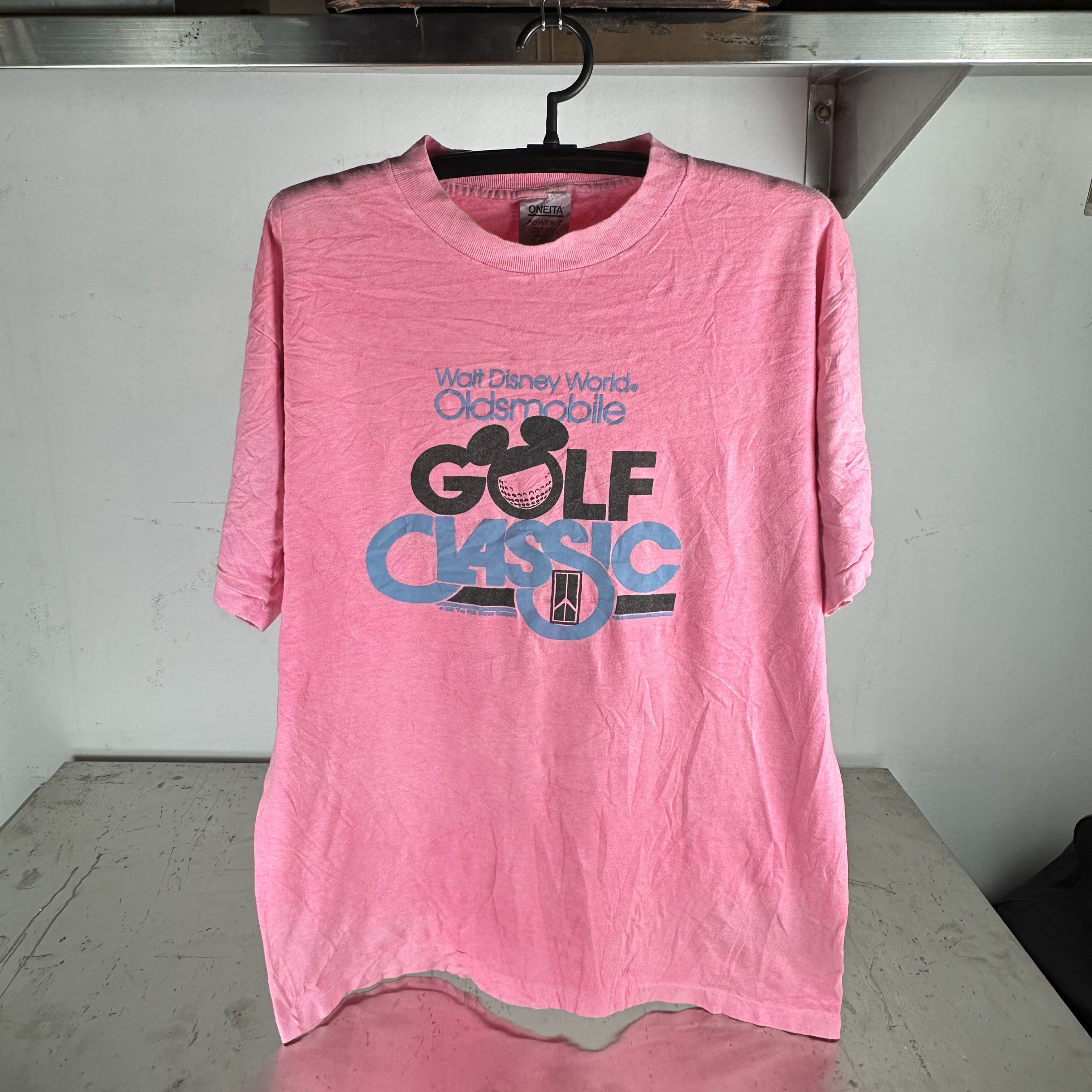 Vintage ​Vintage 1987 Walt Disney World Golf Classic Graphic T-shirt Size US XL / EU 56 / 4 - 1 Thumbnail