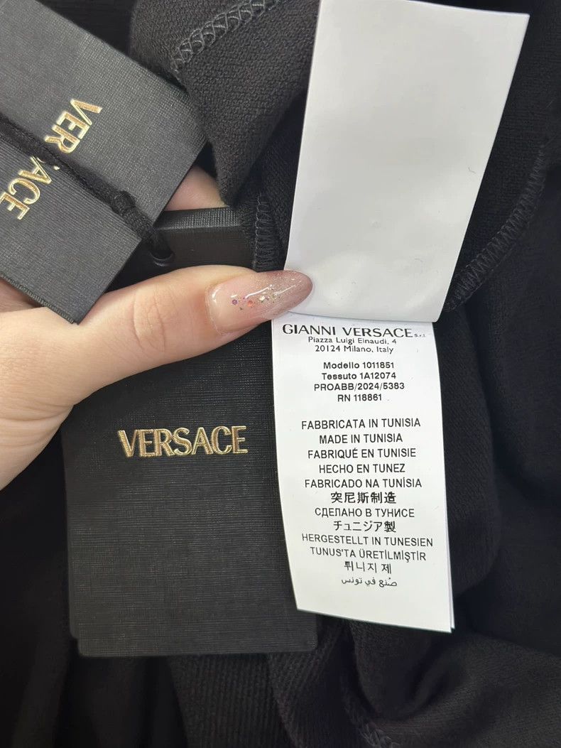 Versace Versace Men's Crew Neck Black Casual T-Shirt Short Sleeve Size US XL / EU 56 / 4 - 8 Thumbnail