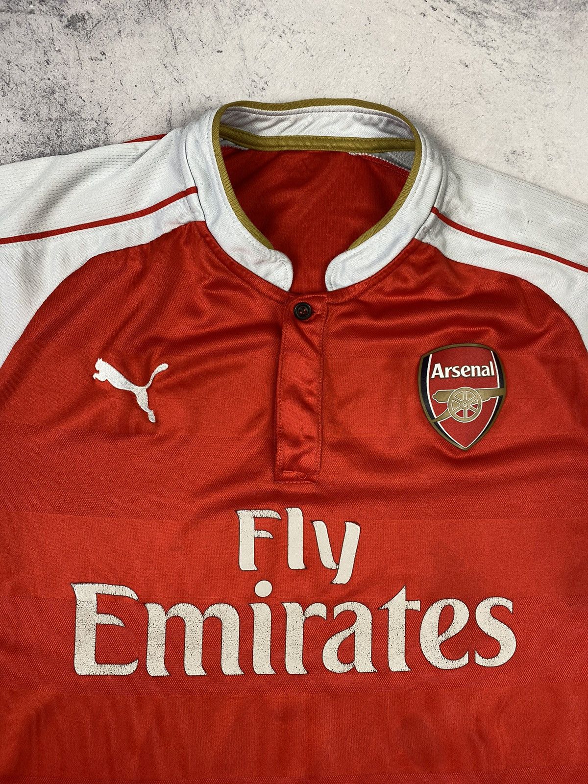 Puma ARSENAL PUMA 2015/2016 FOOTBALL SOCCER HOME JERSEY Size US M / EU 48-50 / 2 - 6 Thumbnail