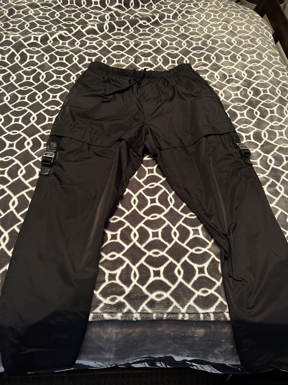 Givenchy Givenchy Black Buckle Pants Size US 33 - 5 Thumbnail