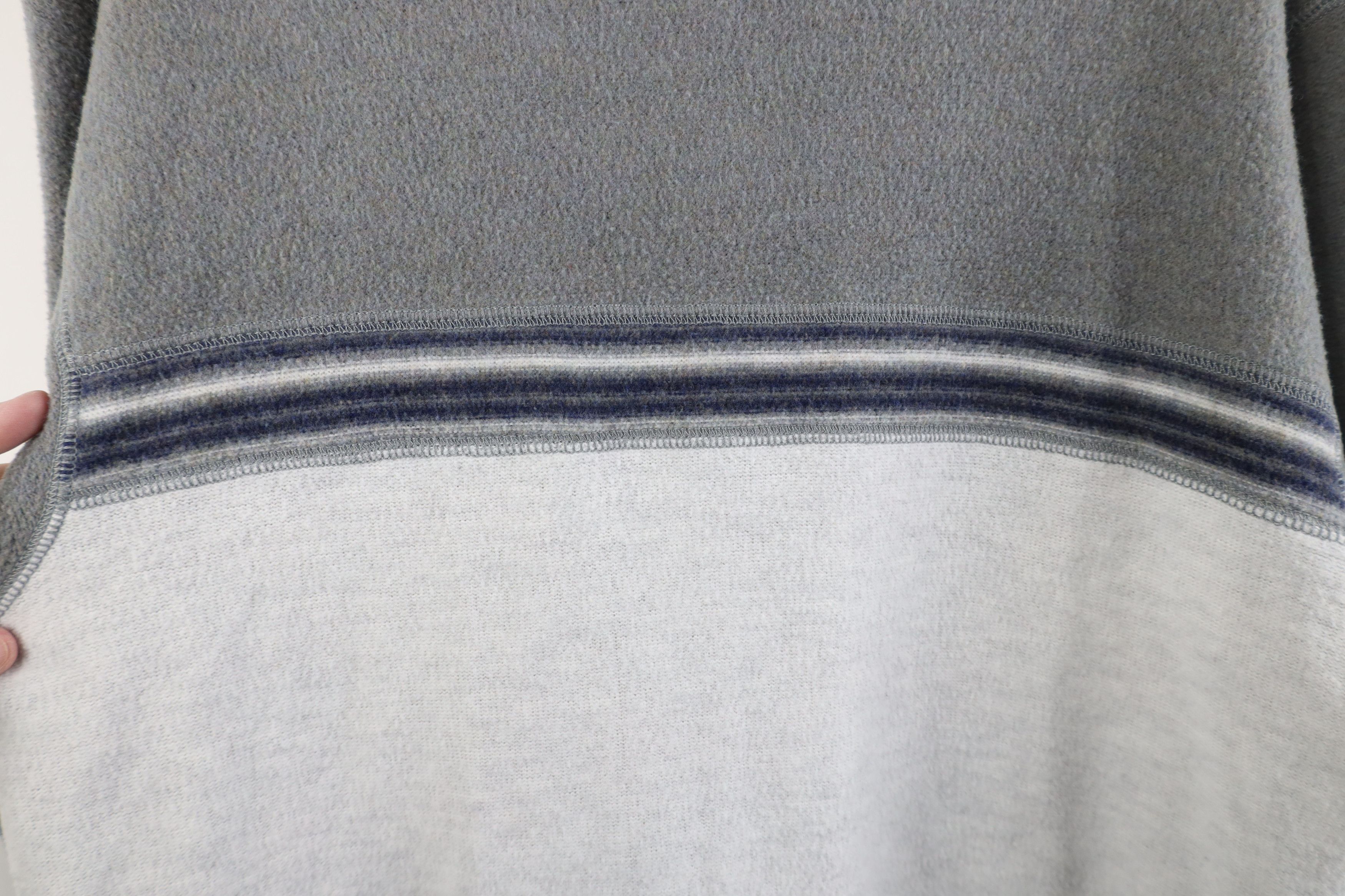 Vintage Vintage Y2K Streetwear Block Fleece Lightweight Sweater Size US L / EU 52-54 / 3 - 4 Thumbnail