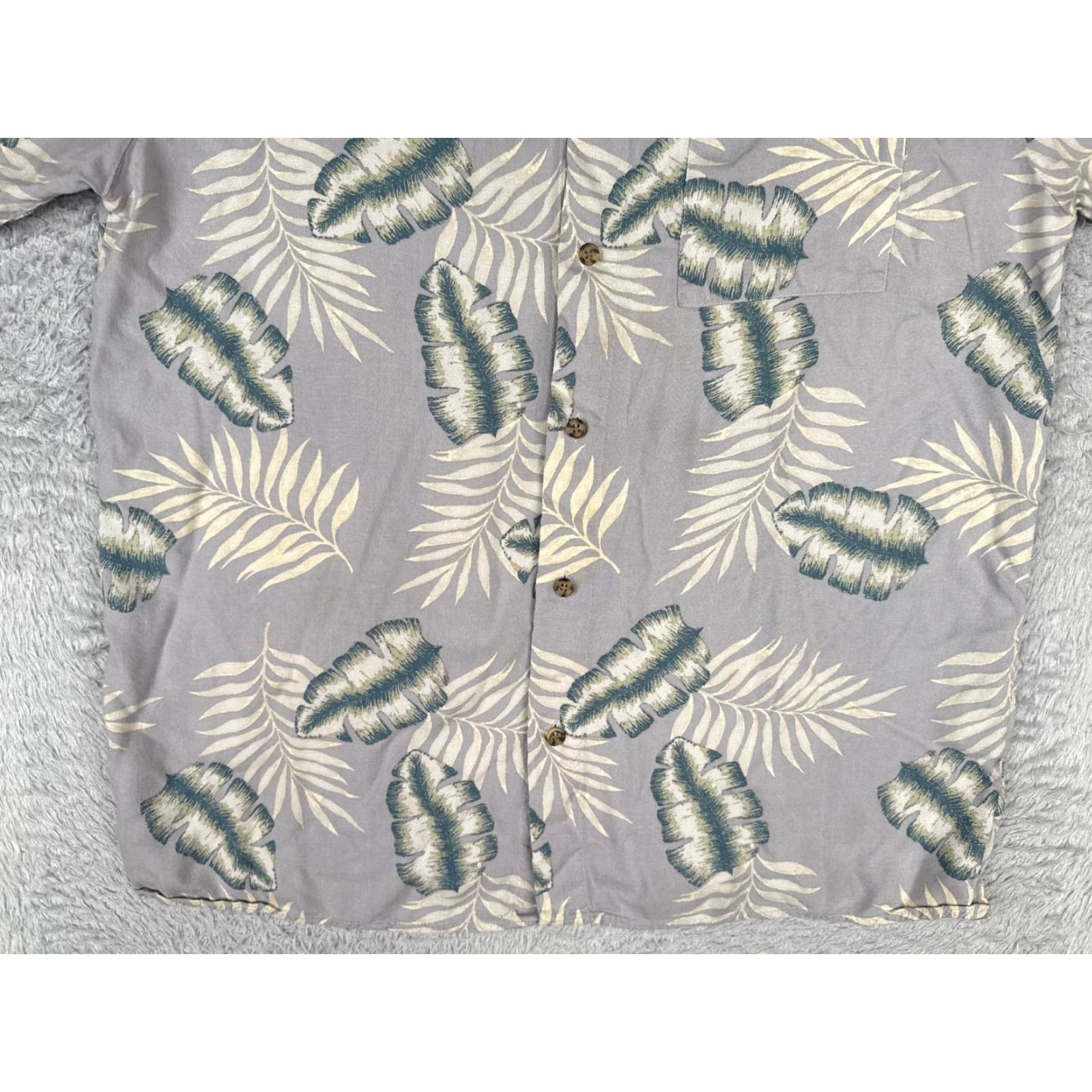 Vintage Puritan Shirt Men Medium Gray Floral Leaf Hawaiian 100% Rayon Short Sleeve Button-Up Size US M / EU 48-50 / 2 - 5 Thumbnail