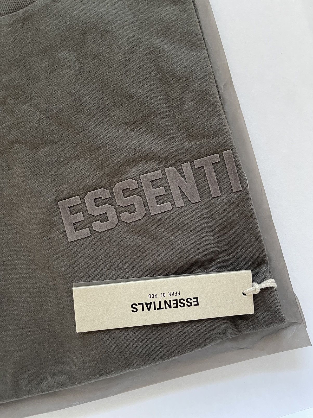 FOG × Fear of God × Pacsun FOG - Essentials Fear Of God Off Black FW22 T-Shirt Sz (XL) Size US XL / EU 56 / 4 - 3 Thumbnail