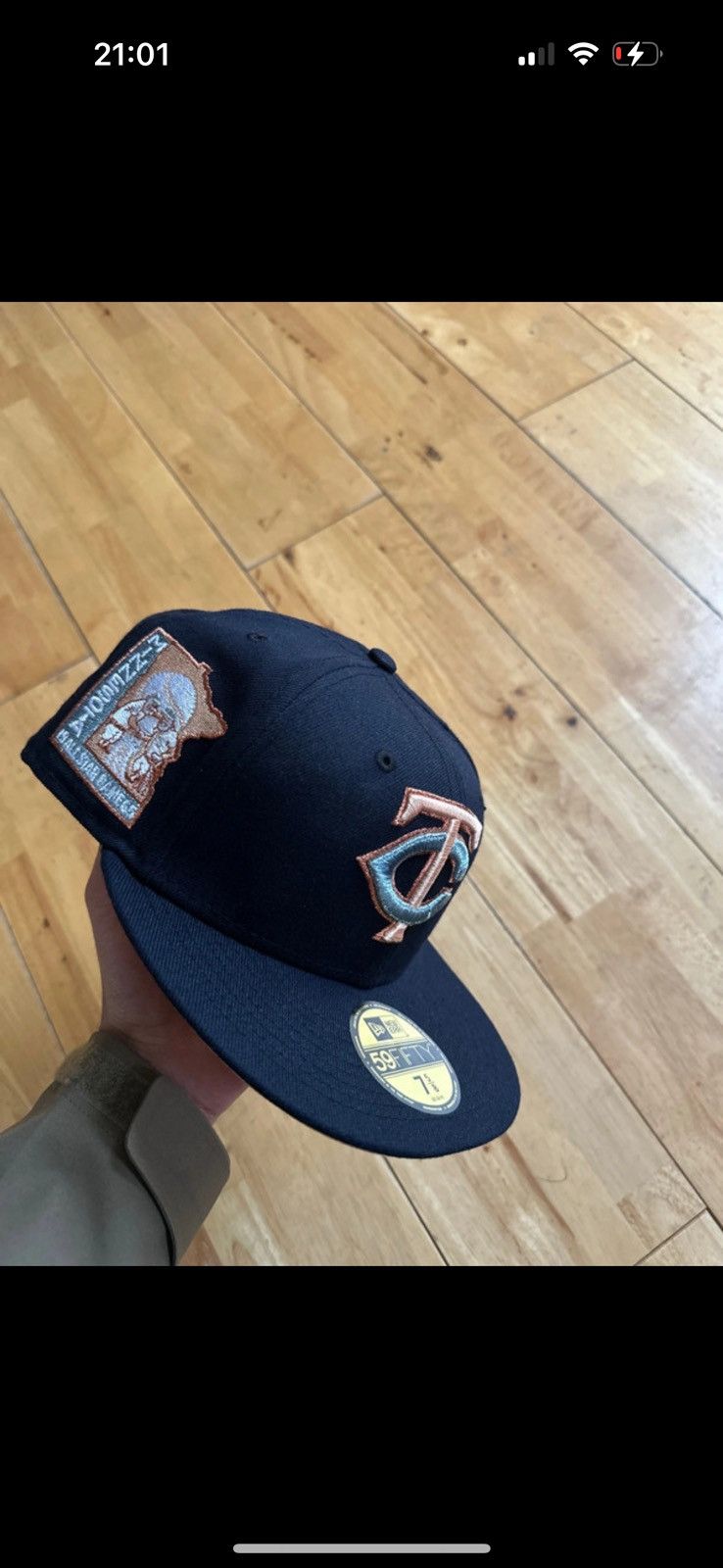 New Era Minnesota Twins fitted cap (rare) Size ONE SIZE - 1 Thumbnail