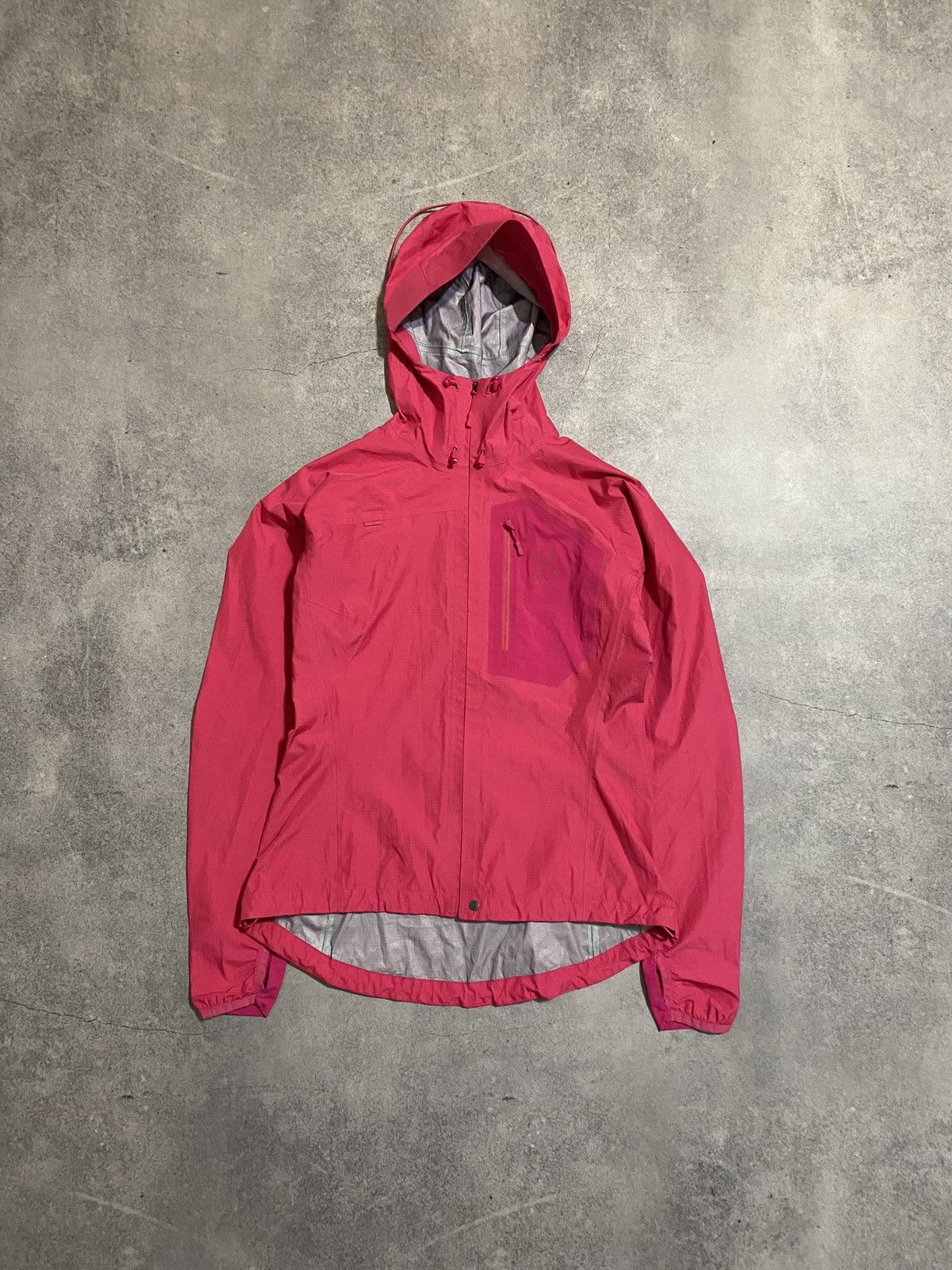 Haglofs Haglofs Gram Pink Gore-Tex Active Jacket Lightweight Size S / US 4 / IT 40 - 1 Thumbnail