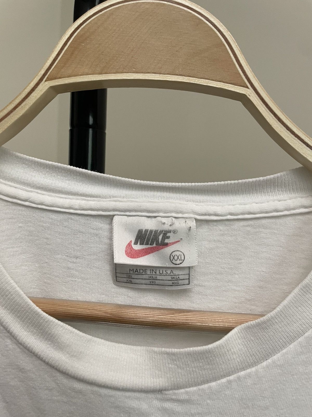Nike × Supreme Vintage 90s White Nike Art Graphic Tee Unsoundrags NCAA Size US XL / EU 56 / 4 - 4 Thumbnail