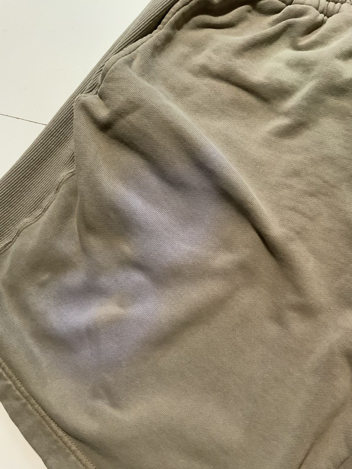 Bassike Bassike Reverse Weave Terry Fleece 10” Inseam Sweat Shorts Size US 34 / EU 50 - 7 Thumbnail