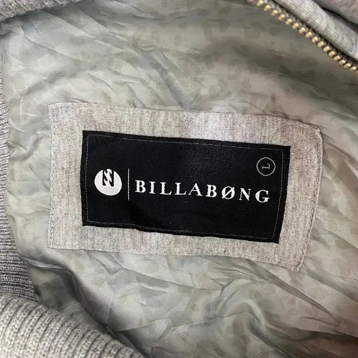Billabong Vtg 90’ BILLABONG SURFING SKATEBOARD Puffer Jacket Varsity Size US L / EU 52-54 / 3 - 6 Thumbnail