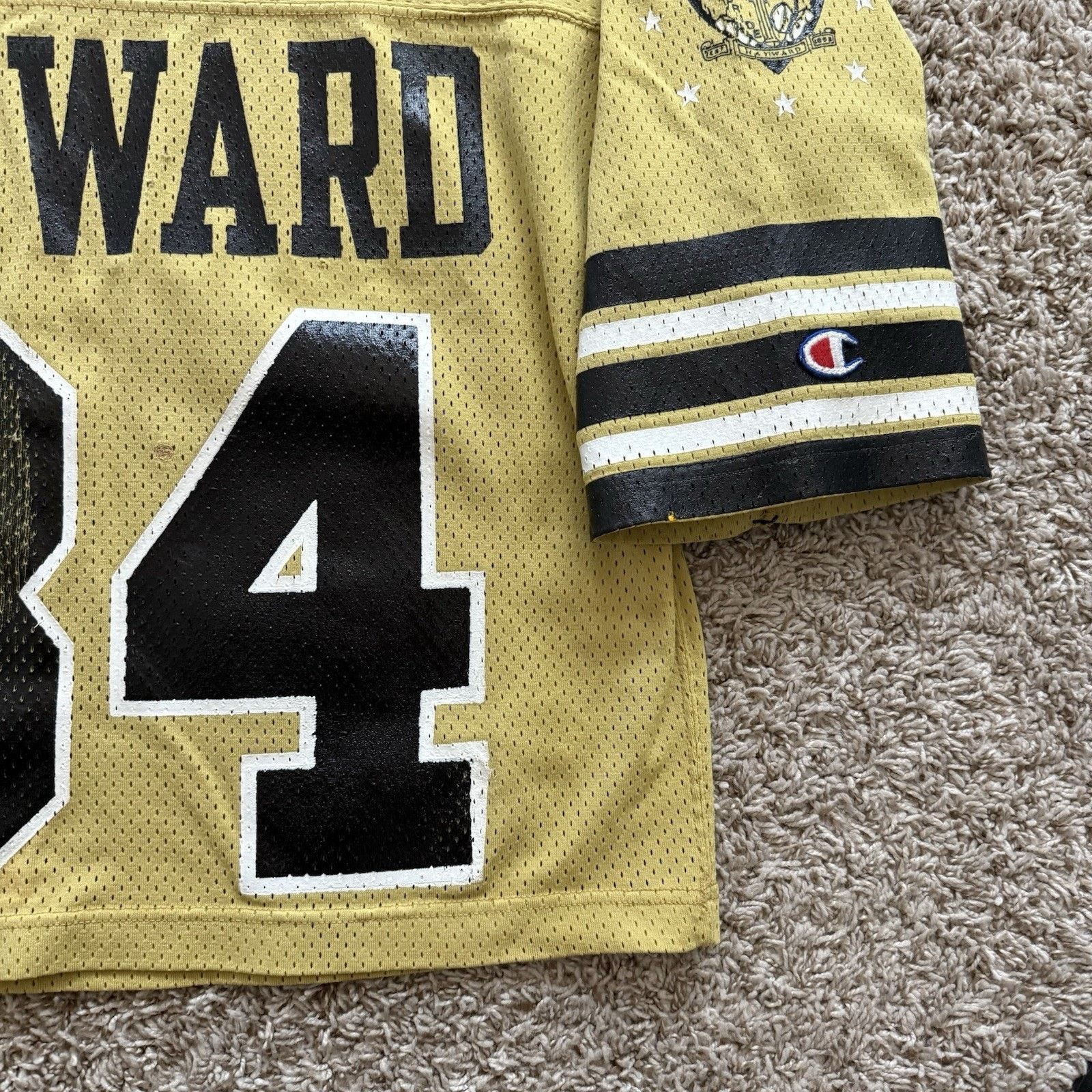 Champion × Vintage Vintage 80’s Champion Cropped Football Jersey Yellow Black Size US L / EU 52-54 / 3 - 7 Thumbnail