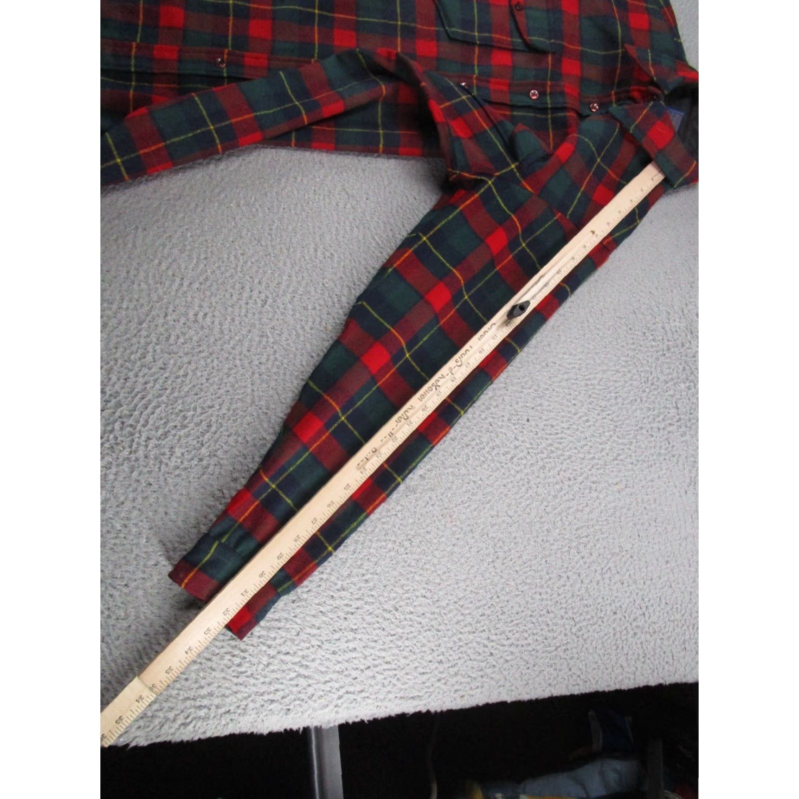Pendleton VINTAGE Pendleton Shirt Men Long Wool Flannel Plaid Hunting Tartan Lumberjack Red Button-Up Casual 16/Long Pockets Outdoors Size US M / EU 48-50 / 2 - 7 Thumbnail
