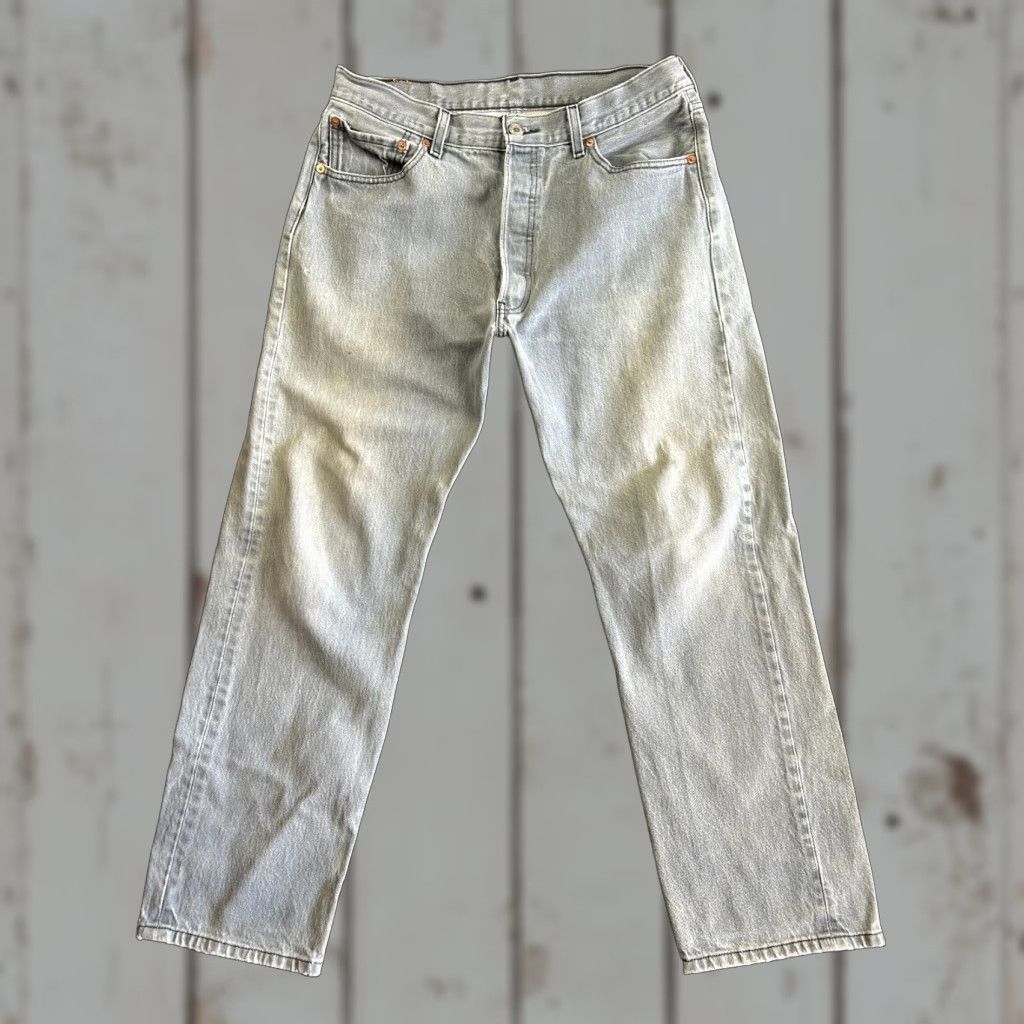 Levi's VINTAGE Levi’s 501 XX Jeans 32 x 29 Straight Distressed Grunge 90s Mens Regular Gray Denim Cotton USA Size US 32 / EU 48 - 1 Thumbnail
