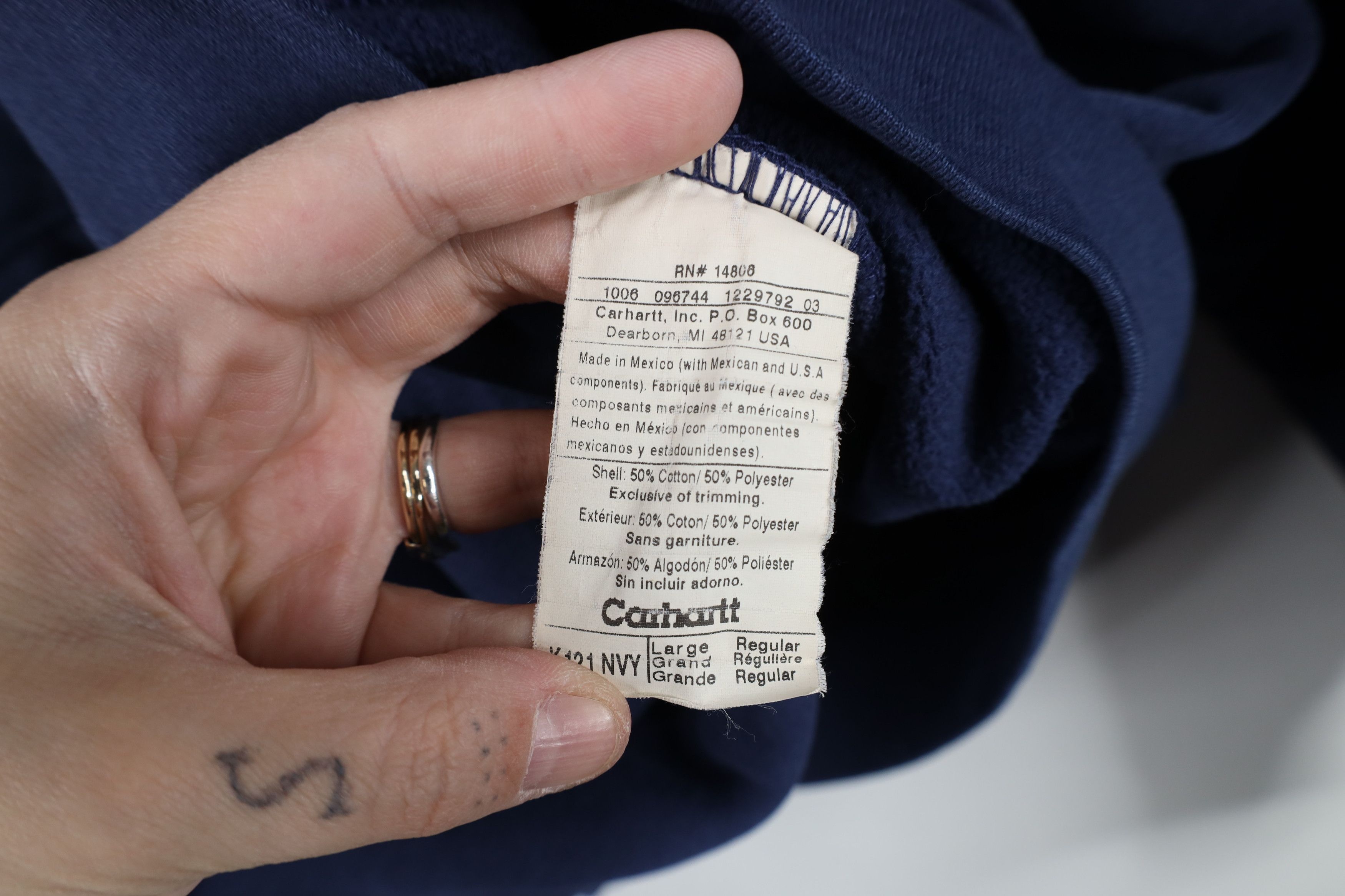 Carhartt Vintage Carhartt Spell Out Hoodie Sweatshirt Navy blue Size US L / EU 52-54 / 3 - 11 Thumbnail
