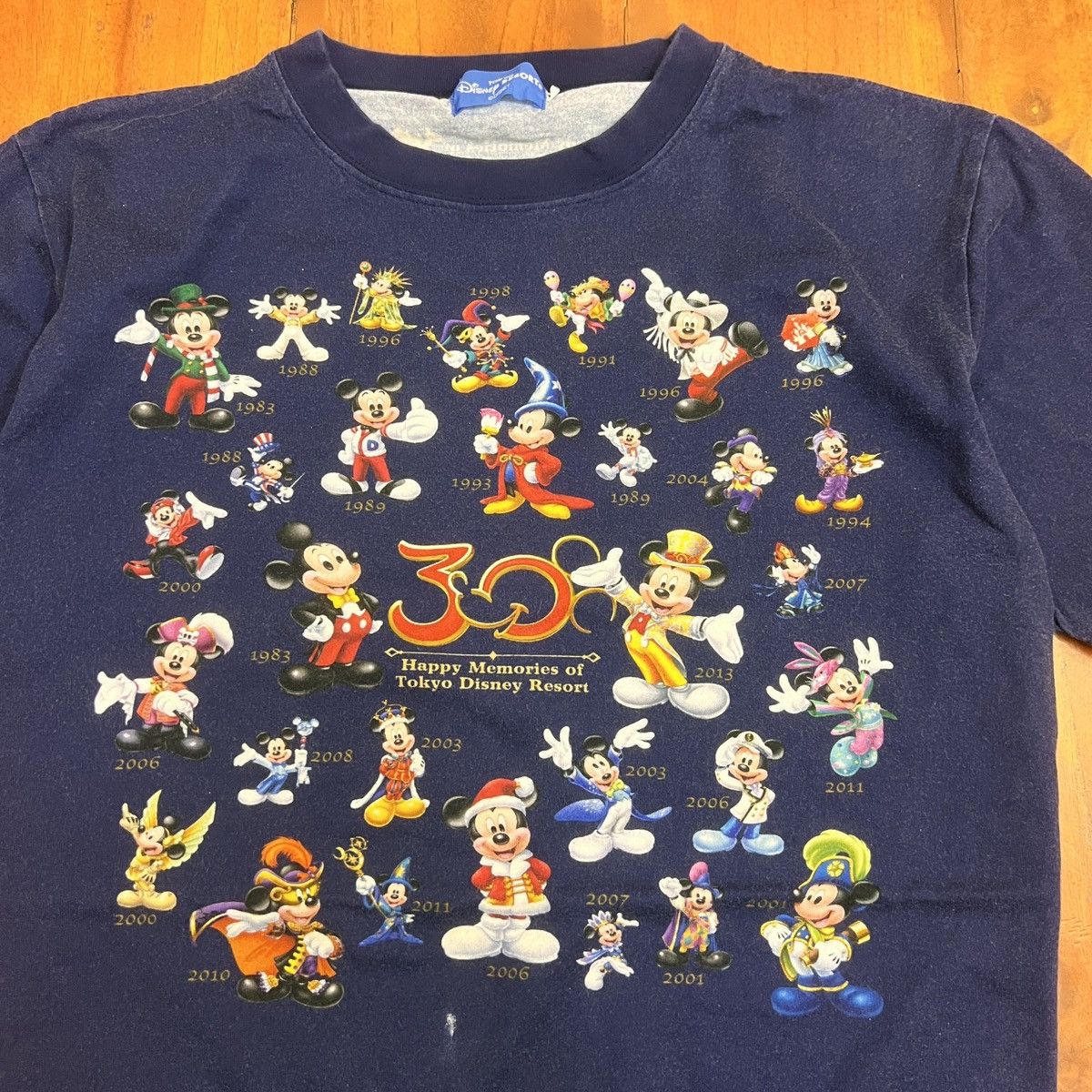 Disney Vintage Disney Mickey 30 Anniversary Size US L / EU 52-54 / 3 - 2 Thumbnail