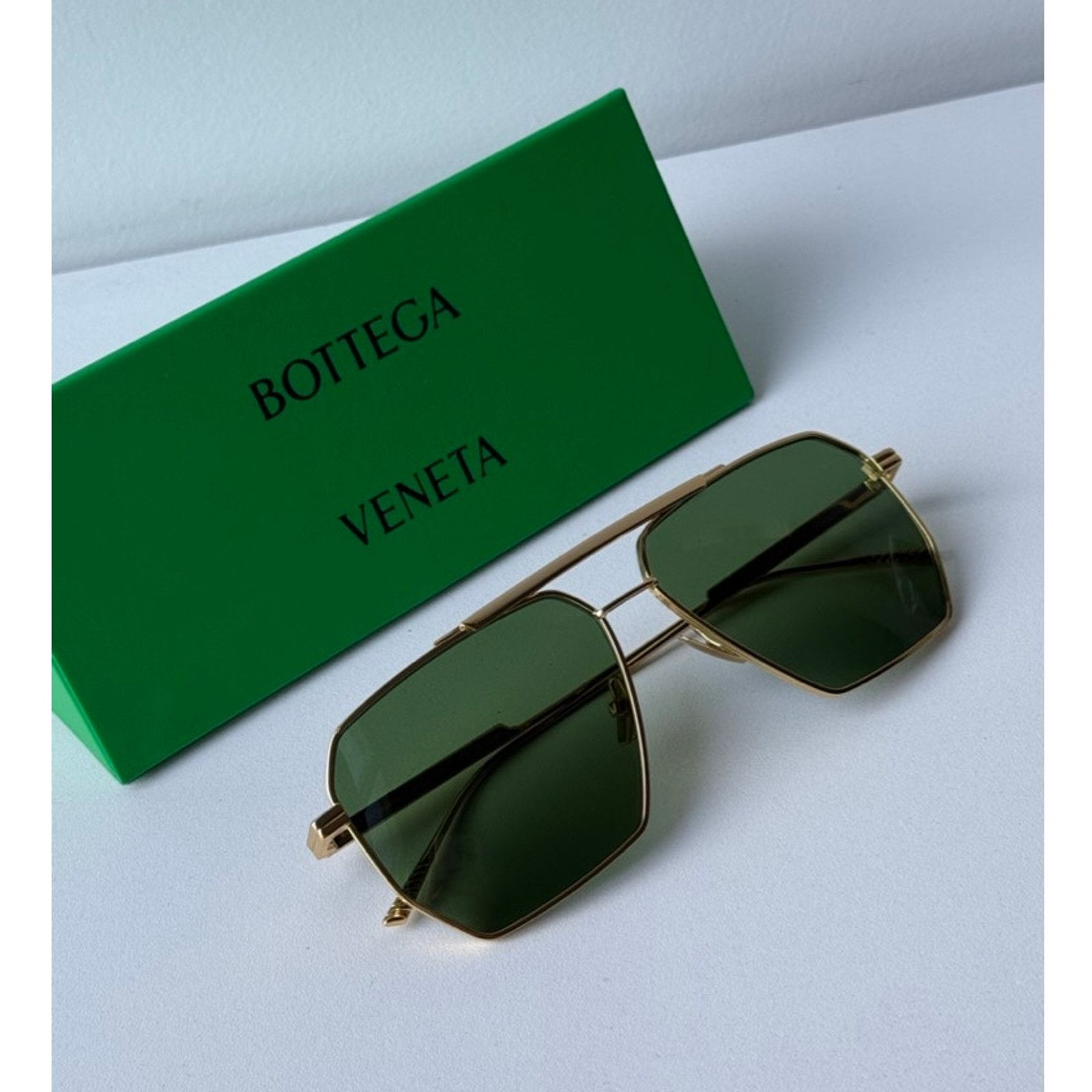 Bottega Veneta Aviator Sunglasses | Grailed