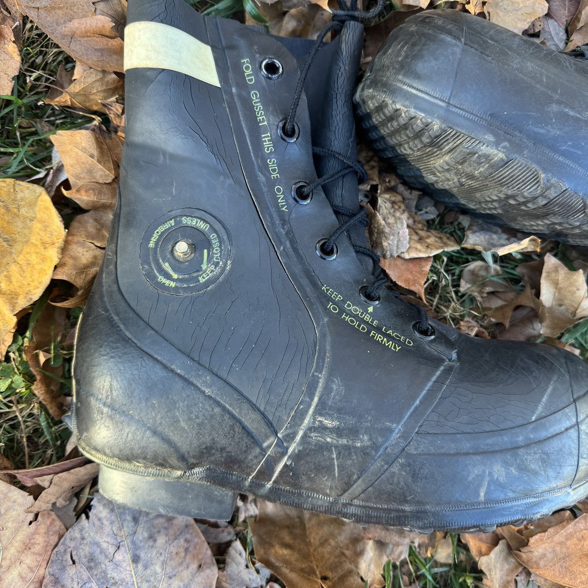 Vintage Vintage Military Bunny/Mickey Boots size 9R Size US 9 / EU 42 - 2 Thumbnail
