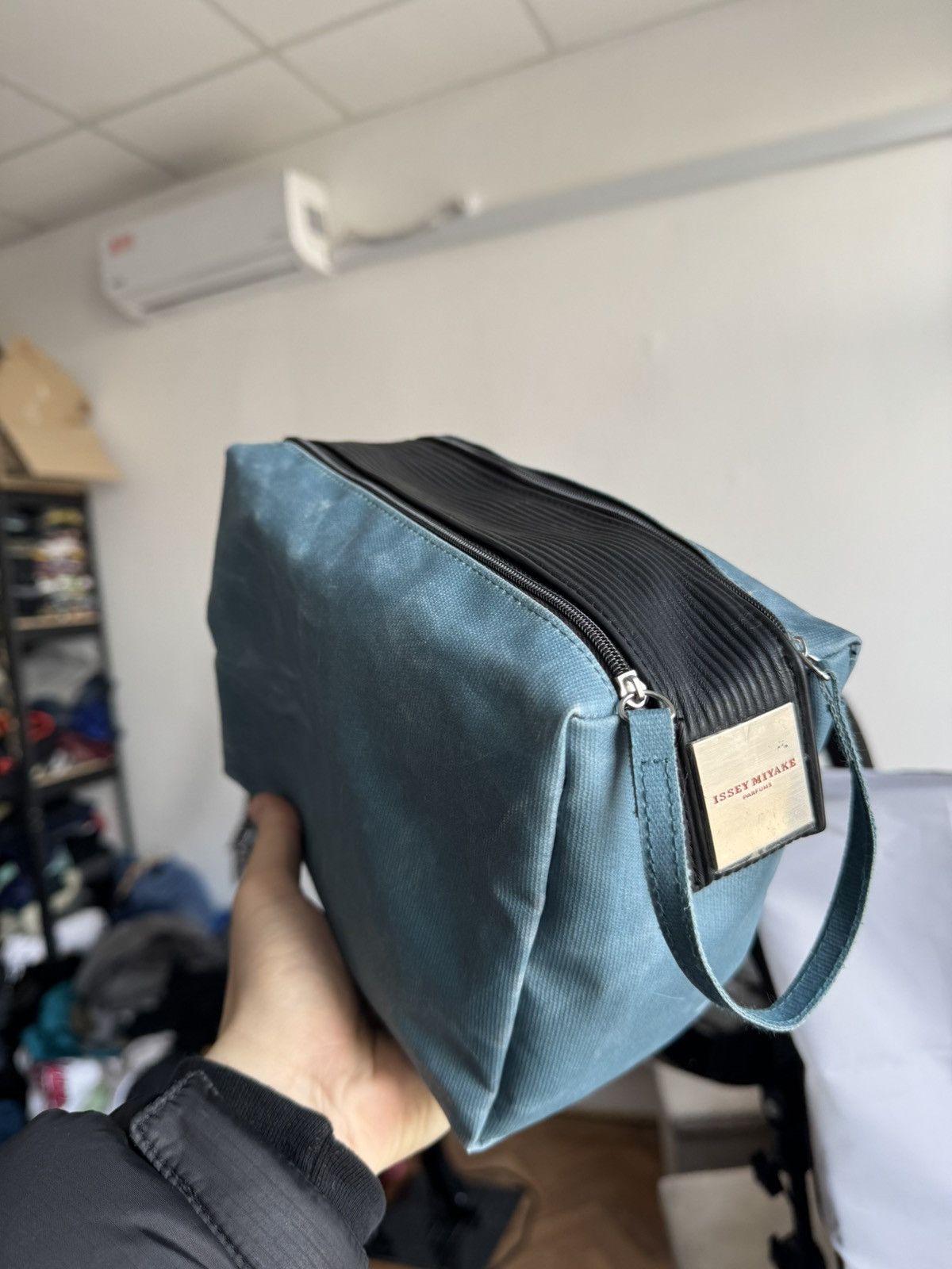 Homme Plisse Issey Miyake × Issey Miyake × Japanese Brand Issey Miyake Parfums bag unisex Size ONE SIZE - 1 Thumbnail