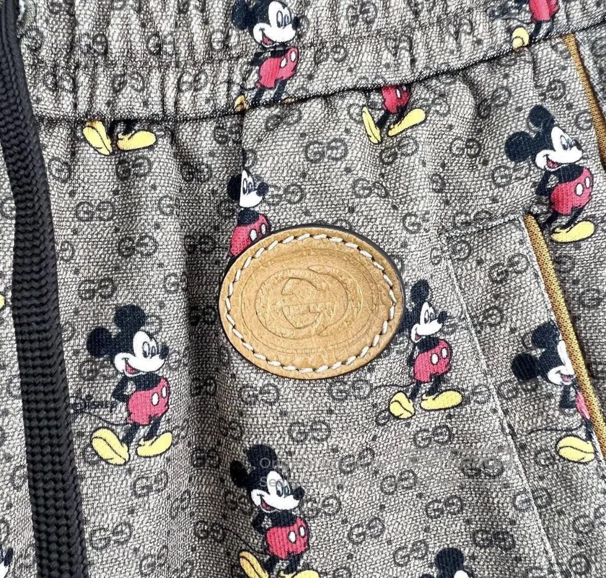 Gucci Beige Mickey Mouse Print Casual Shorts Size 30. Size US 30 / EU 46 - 4 Thumbnail