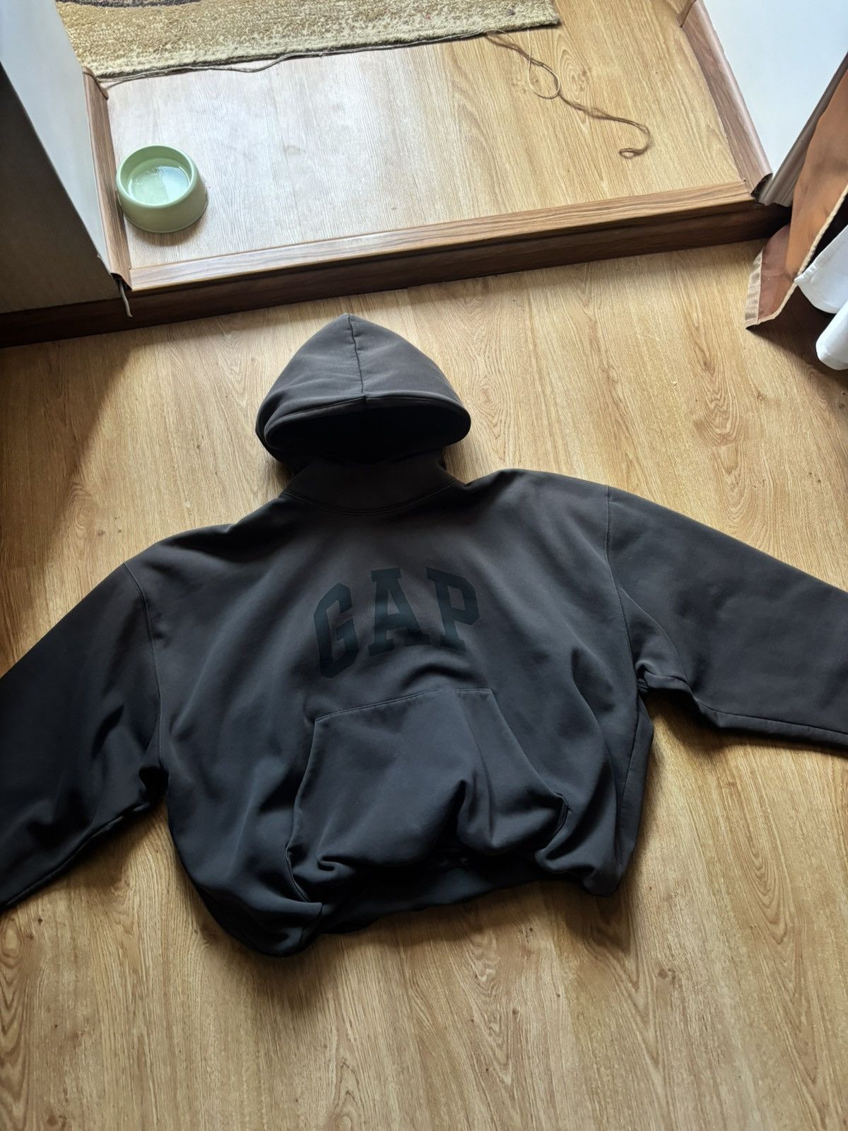 Balenciaga × Gap × Yeezy YEEZY GAP BALENCIAGA HOODIE S SIZE FIT M-L Size US S / EU 44-46 / 1 - 14 Thumbnail