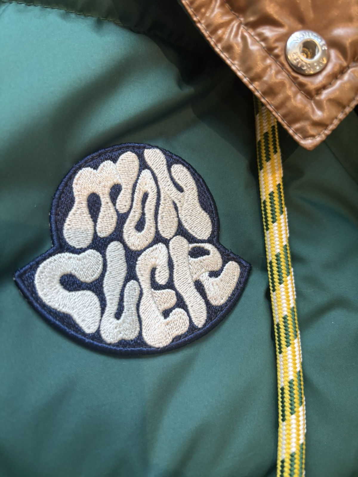 Moncler MONCLER MARIVELES GIUBBOTTO DOWN JACKET (GREEN) Size US L / EU 52-54 / 3 - 8 Thumbnail