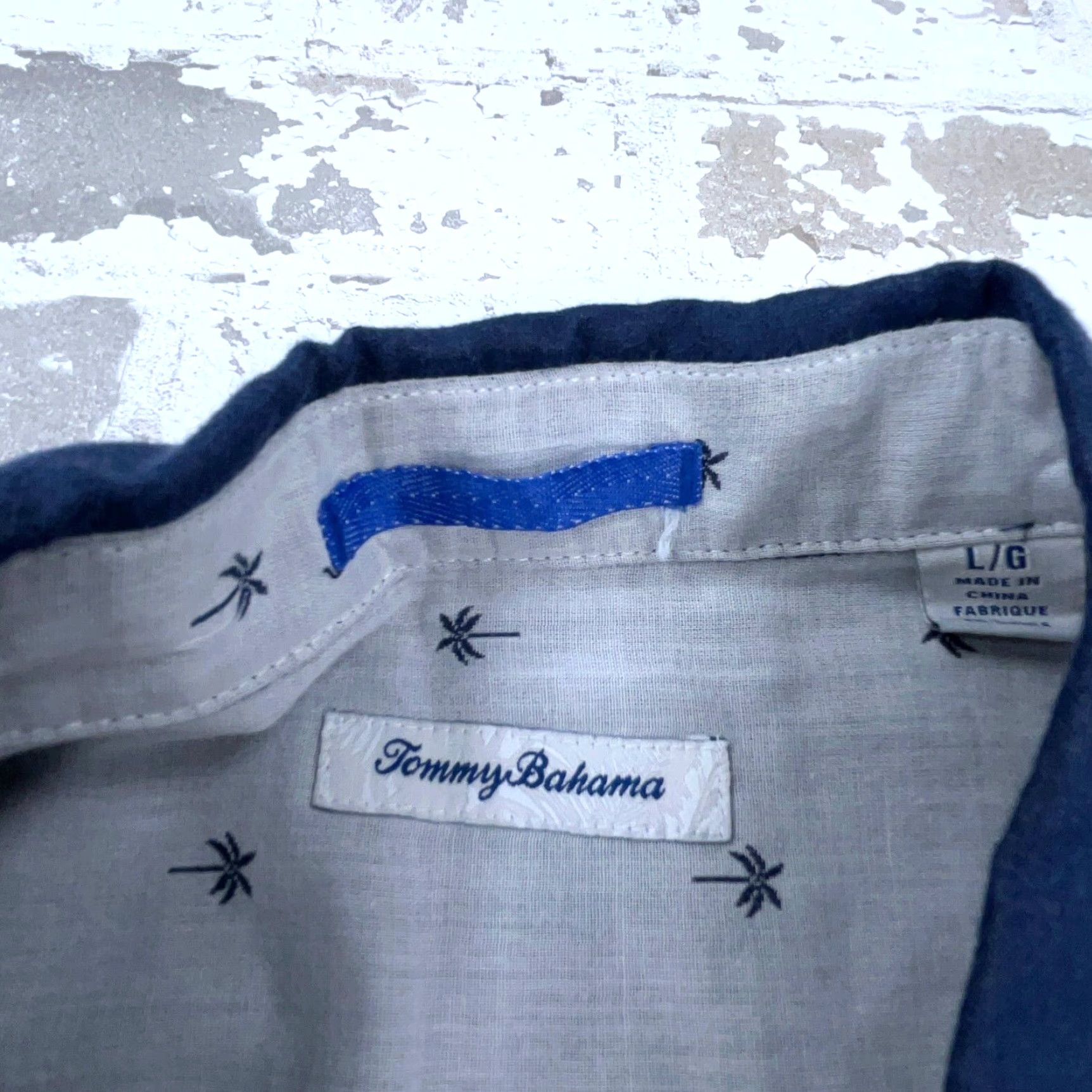 Tommy Bahama VINTAGE Tommy Bahama Shirt Men Large Blue Button Up Palm Tree Spotted Camp Beach Adult Size US L / EU 52-54 / 3 - 5 Thumbnail