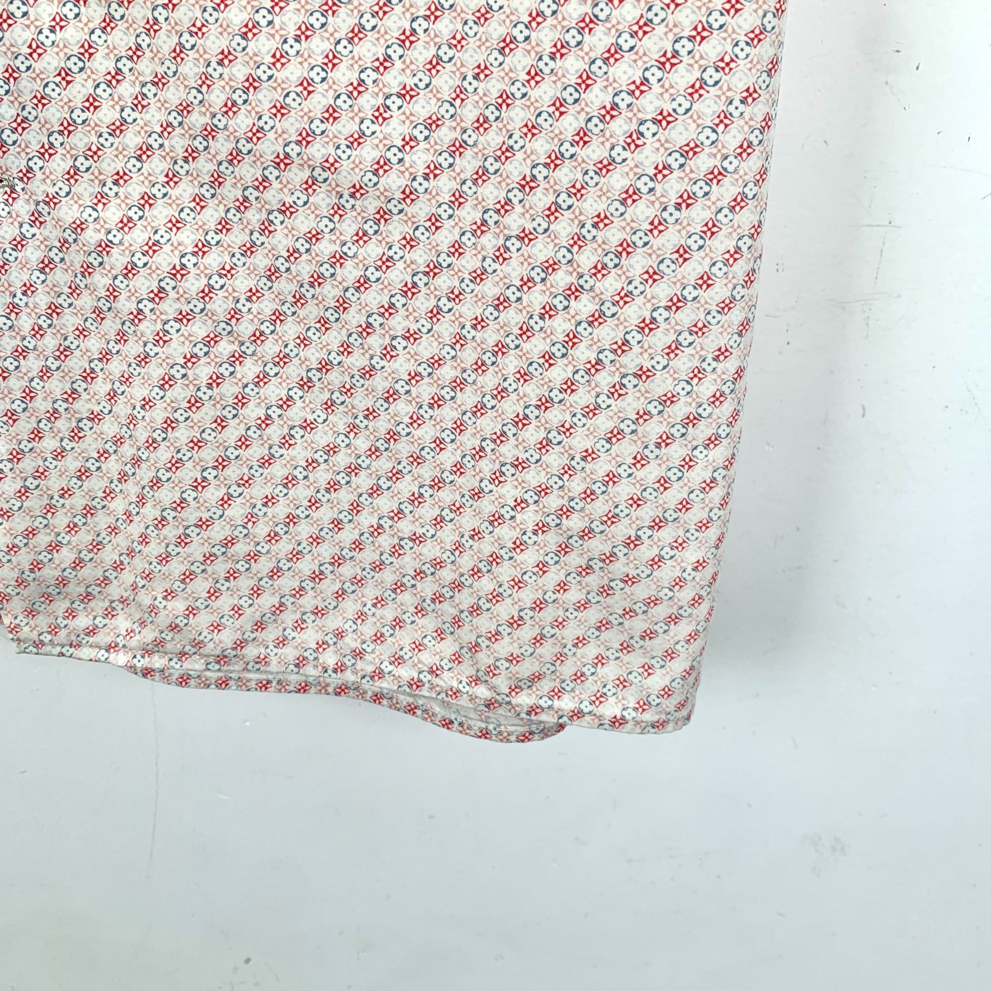 Louis Vuitton Louis Vuitton Mens Short Sleeve Button-Up Shirt Size US S / EU 44-46 / 1 - 4 Thumbnail