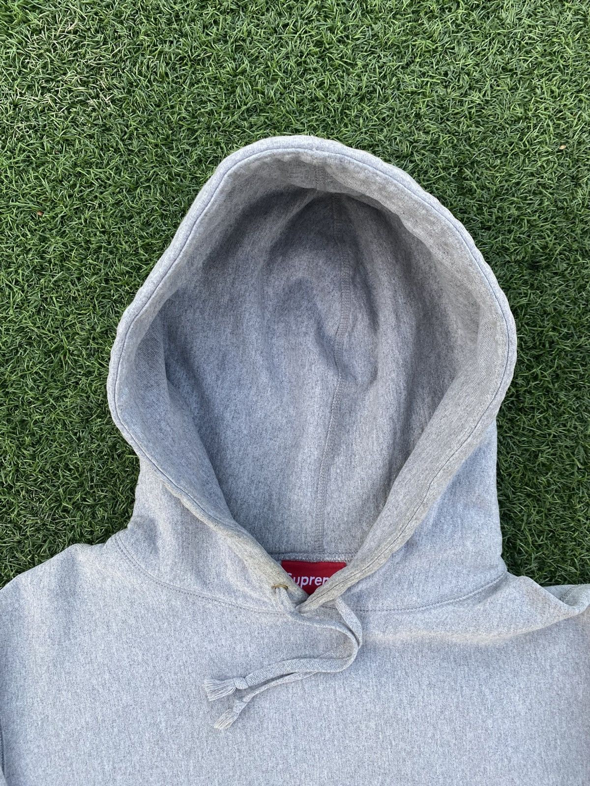 Supreme SUPREME TRADEMARK HOODED SWEATSHIRT FW18 Size US XL / EU 56 / 4 - 3 Thumbnail