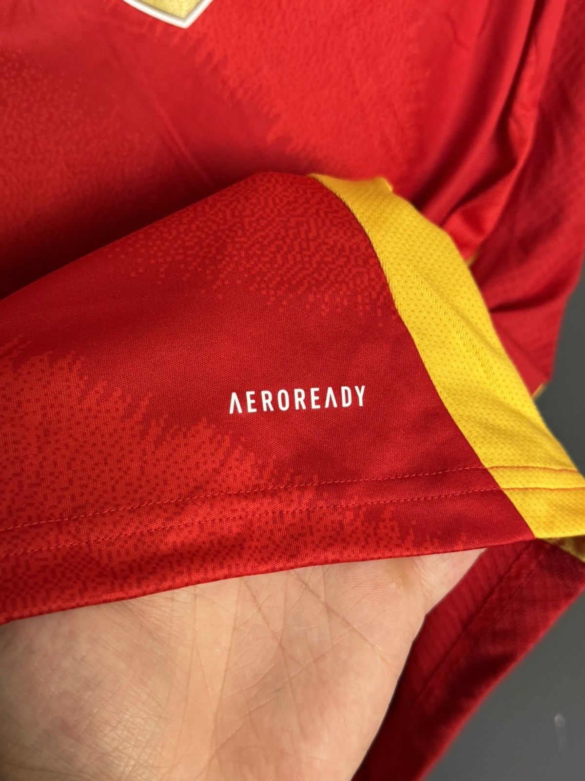 Adidas New Spain National Team 2024 Home Football Jersey T-Shirt Size M / US 6-8 / IT 42-44 - 5 Thumbnail