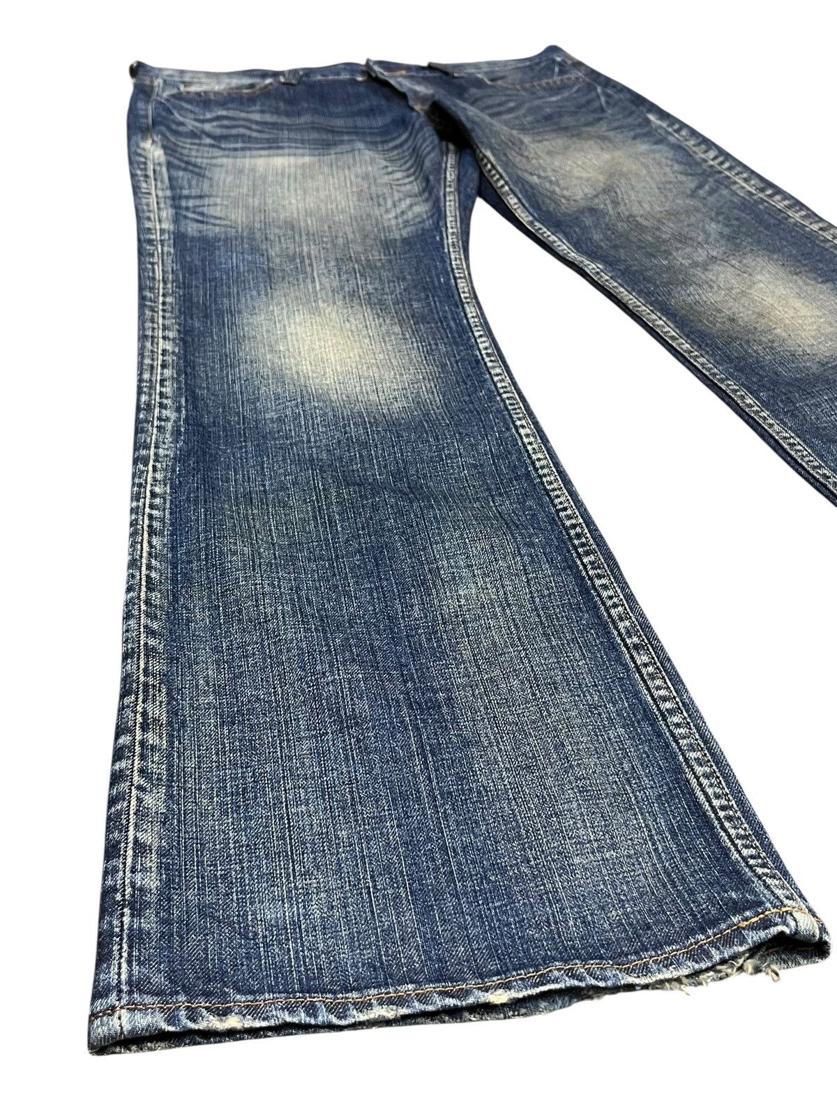 Blue Blue Japan 🔥Rare Bobson Crack Wash Indigo Rusty Flare Jeans Bited Heel Size US 32 / EU 48 - 4 Thumbnail