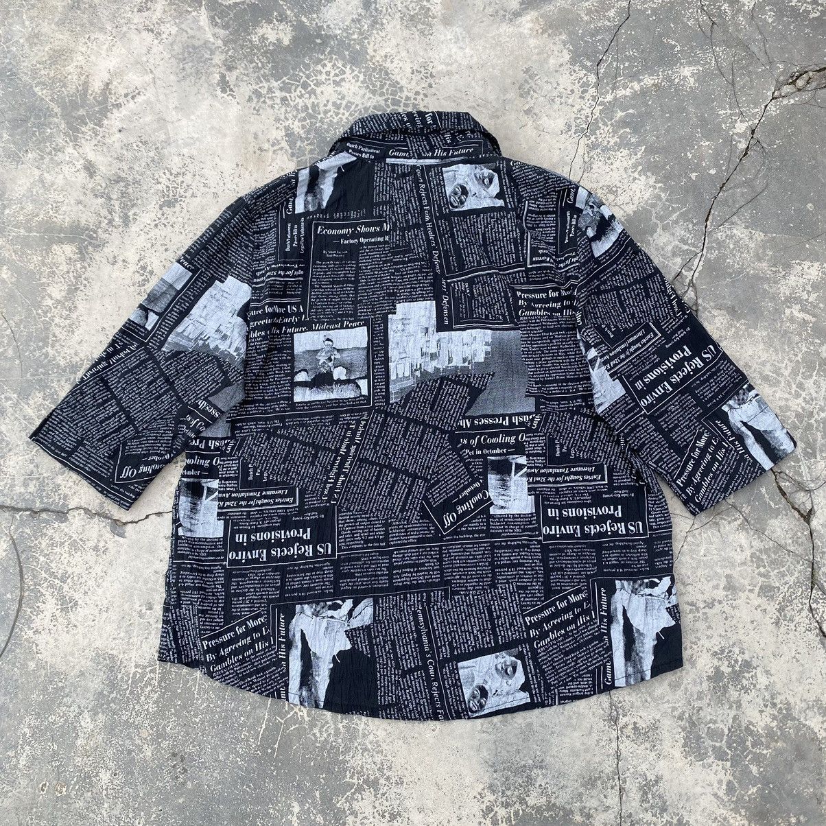 Japanese Brand Mire-ru Mid East War News shirt Size US M / EU 48-50 / 2 - 3 Thumbnail