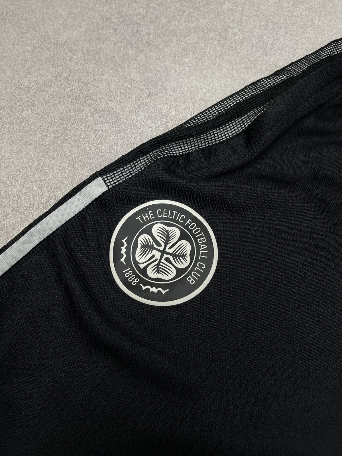 Adidas Mens Adidas Equipment Celtic Football Sweatpants Black Size US 32 / EU 48 - 5 Thumbnail