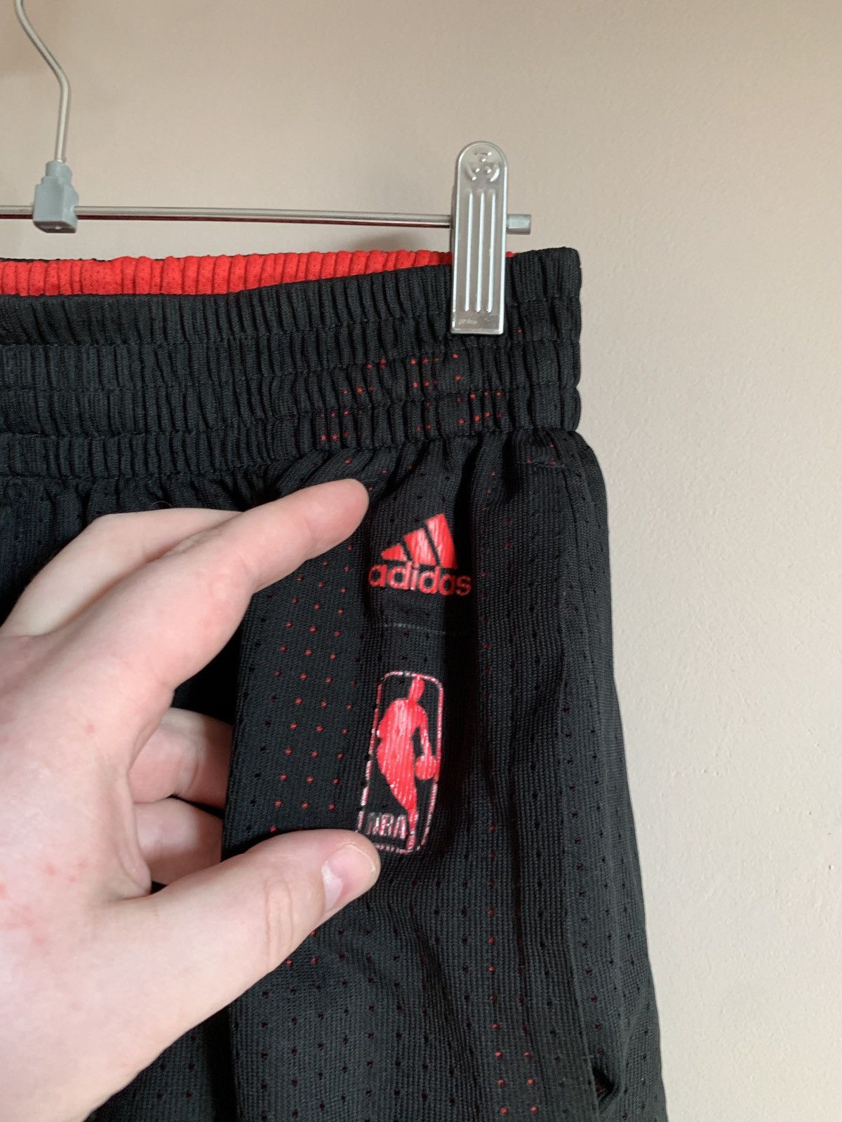 NBA Chicago bulls nba adidas shorts basketball 2015 with pockets Size US 30 / EU 46 - 5 Thumbnail