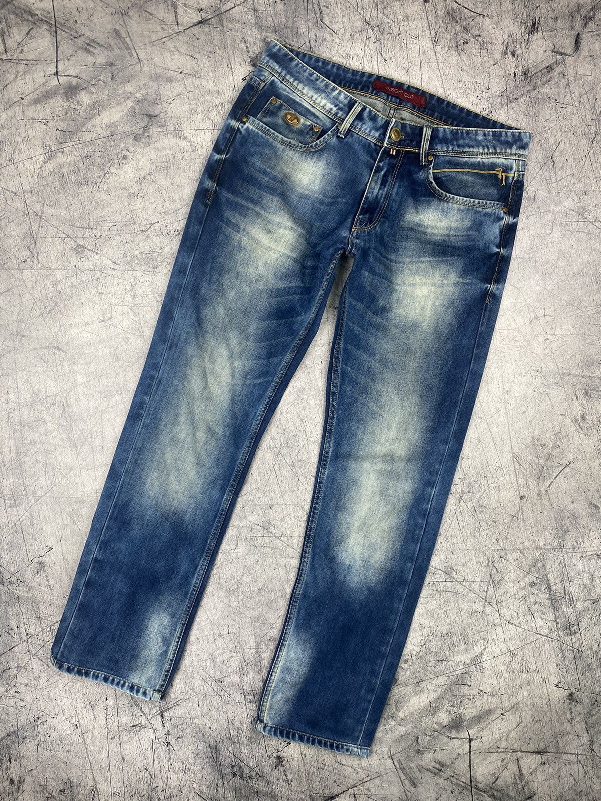 Trussardi Vintage Luxury Trussardi Denim Jeans Size 32 x 34 Size US 32 / EU 48 - 7 Thumbnail