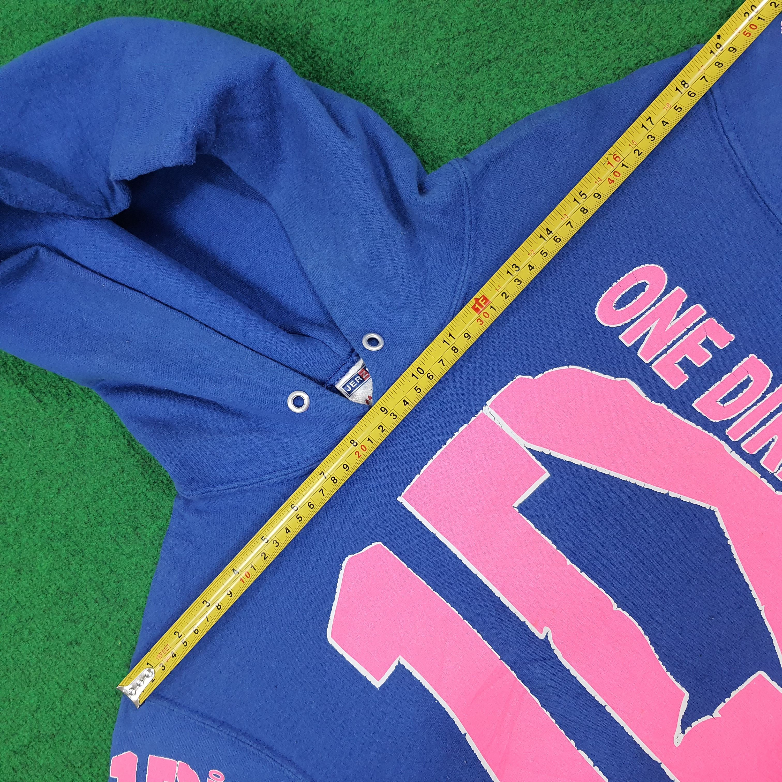 Band Tees × Vintage Vintage One Direction 1D Boy Band Hoodie C237N17 Size US S / EU 44-46 / 1 - 8 Thumbnail