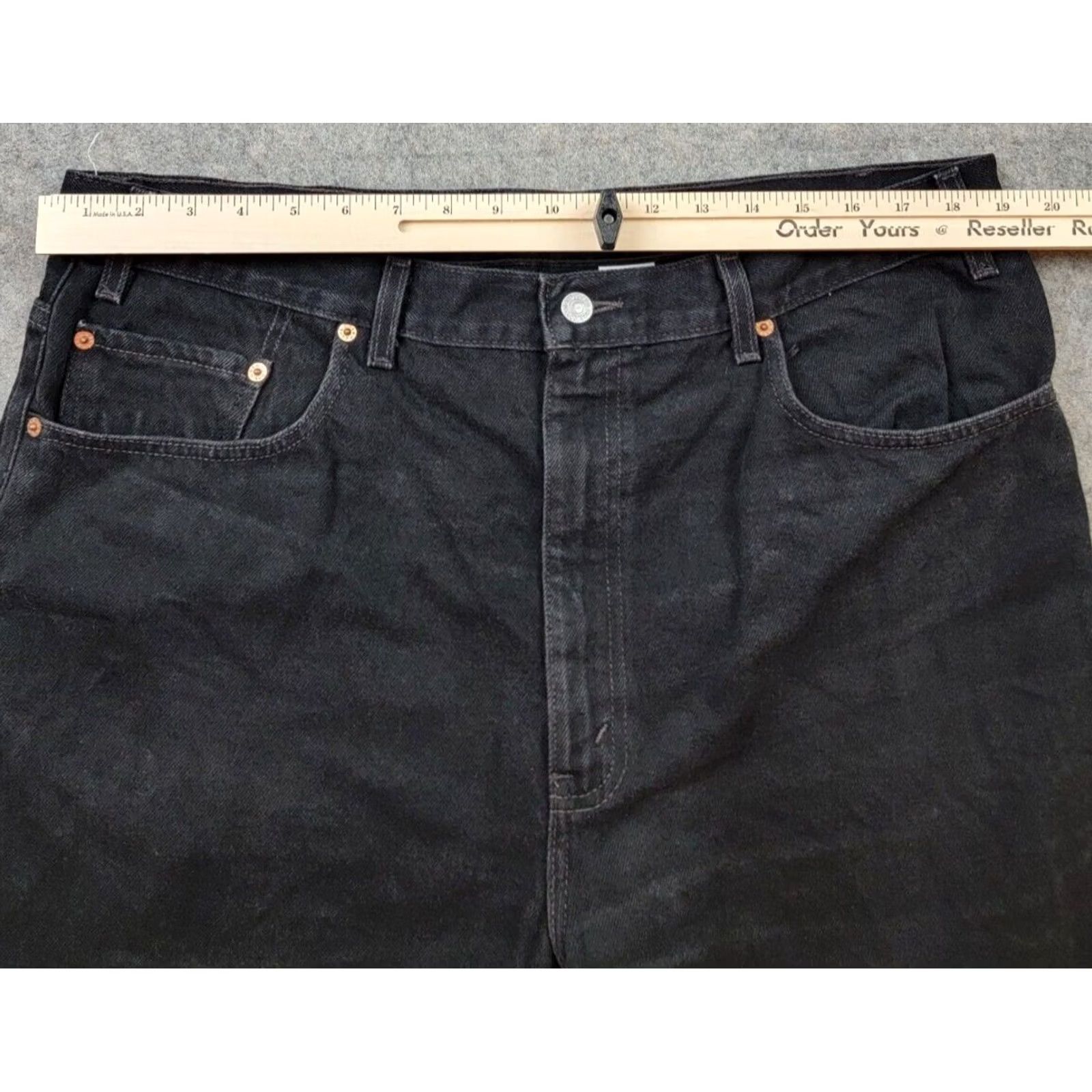 Levi's Vintage Levi's 505 Shorts Mens 40 Black Regular Bermuda 9'' Inseam 5-Pocket Design USA 90s Retro Denim Cotton Shorts Mens Black Size US 40 / EU 56 - 3 Thumbnail