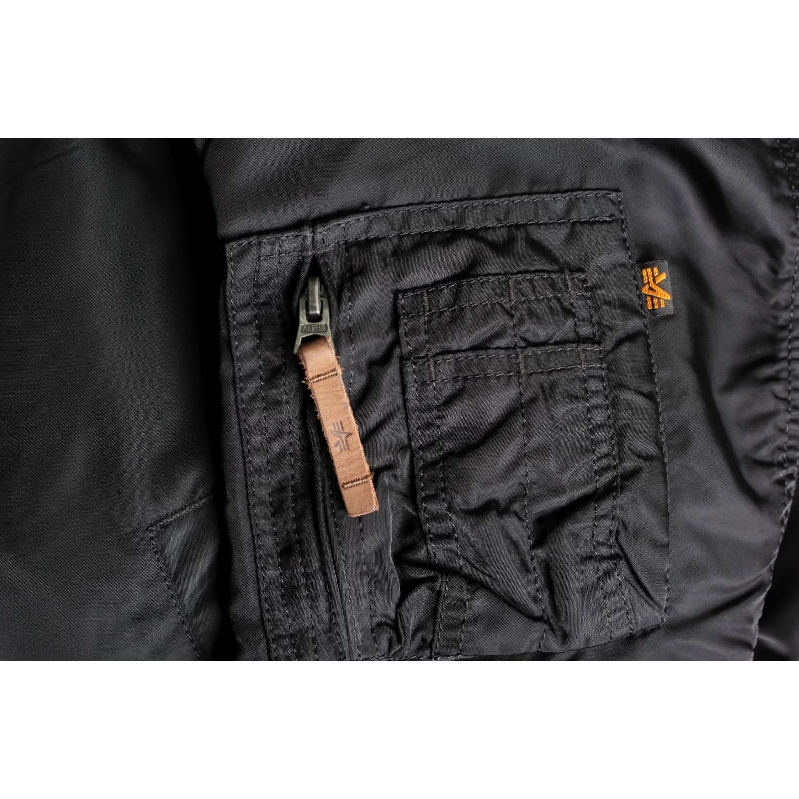 Alpha Industries Alpha Industries MA-1 TT Bomber Jacket Men Size S Zip Padded Black Size US S / EU 44-46 / 1 - 5 Thumbnail