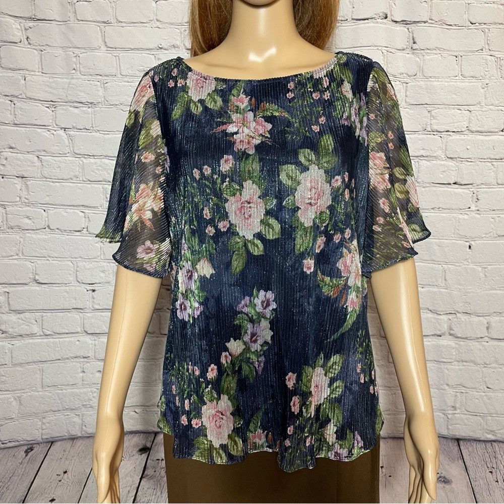 Adrianna Papell NWT New $99 Adrianna Papell Crinkle Floral Flutter Sleeve T Size M / US 6-8 / IT 42-44 - 2 Thumbnail