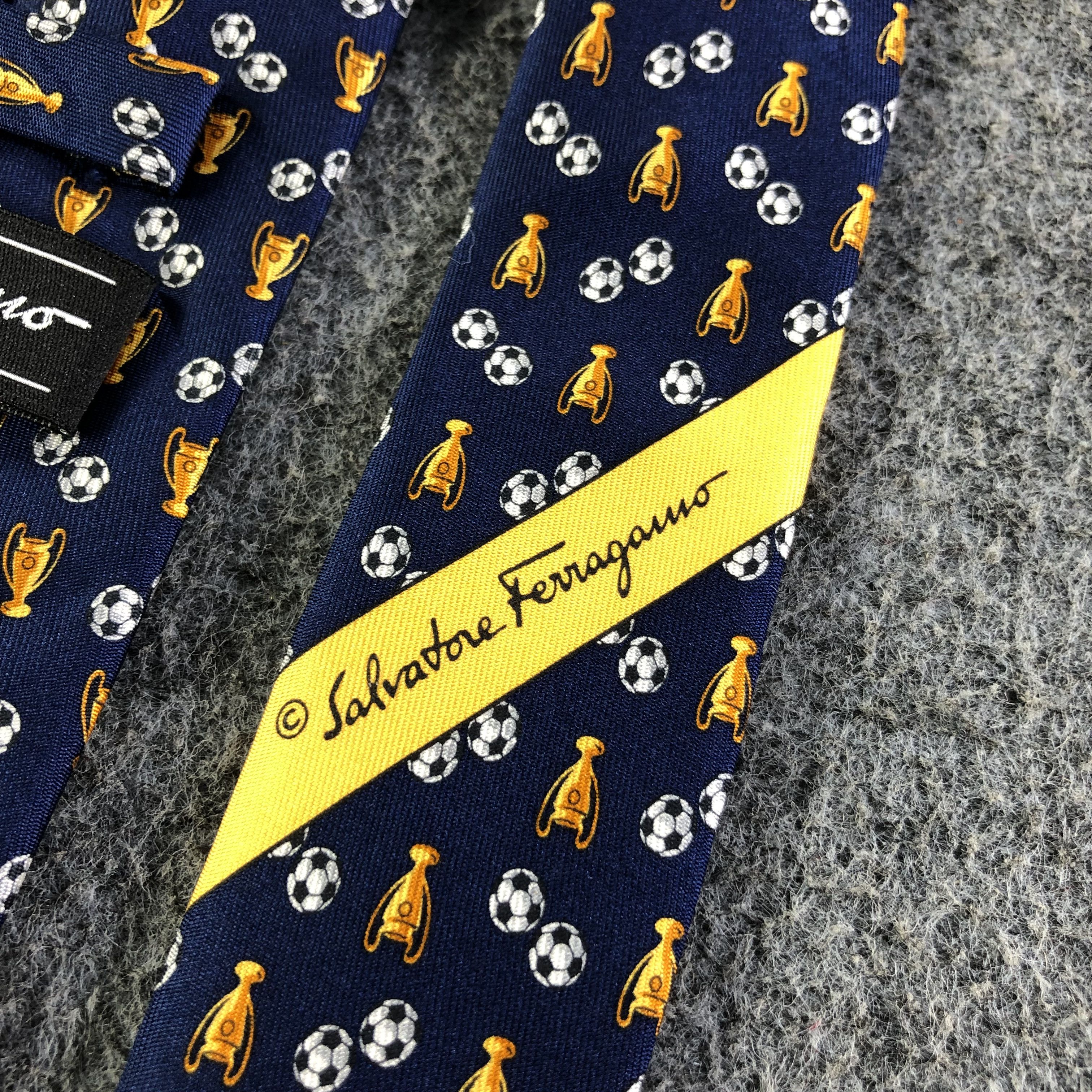 Salvatore Ferragamo × Vintage Salvatore Ferragamo Football Silk Neck Tie T118 Size ONE SIZE - 5 Thumbnail