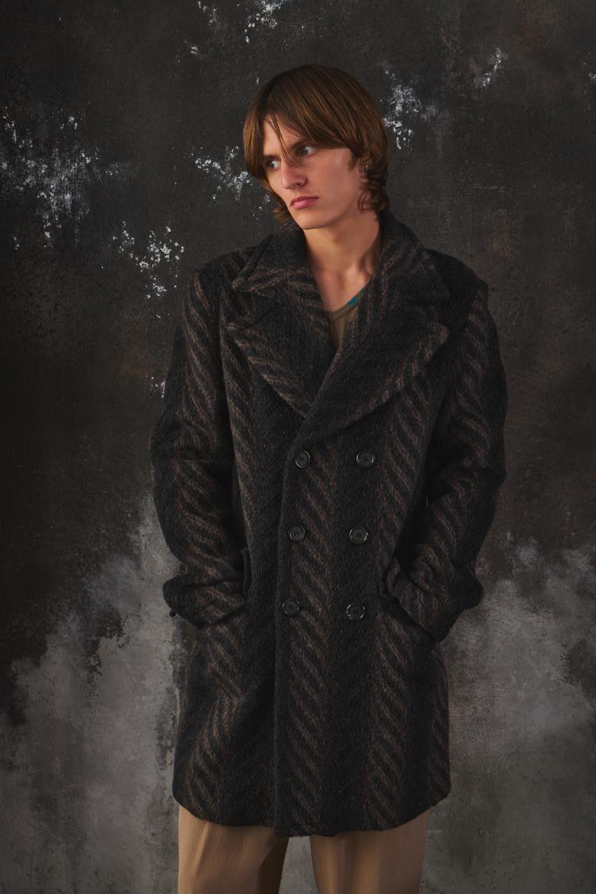 Dsquared2 DSQUARED2 Herringbone Wool Double-Breasted Overcoat Size US M / EU 48-50 / 2 - 1 Thumbnail