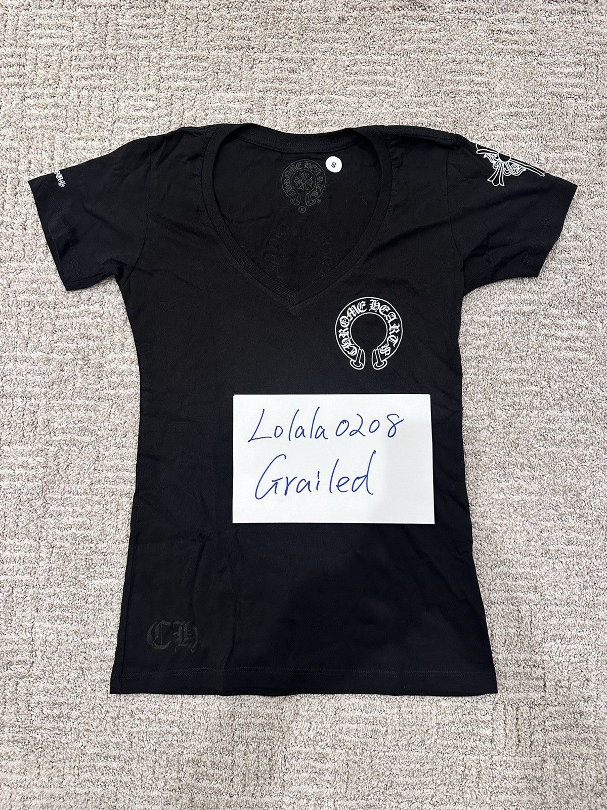 CHROME HEARTS 黒 Vネック Tシャツ