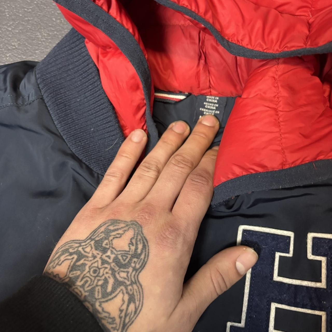 Japanese Brand × Tommy Hilfiger × Vintage Vintage y2k 90s Tommy Hilfiger hooded jacket Size US M / EU 48-50 / 2 - 4 Thumbnail