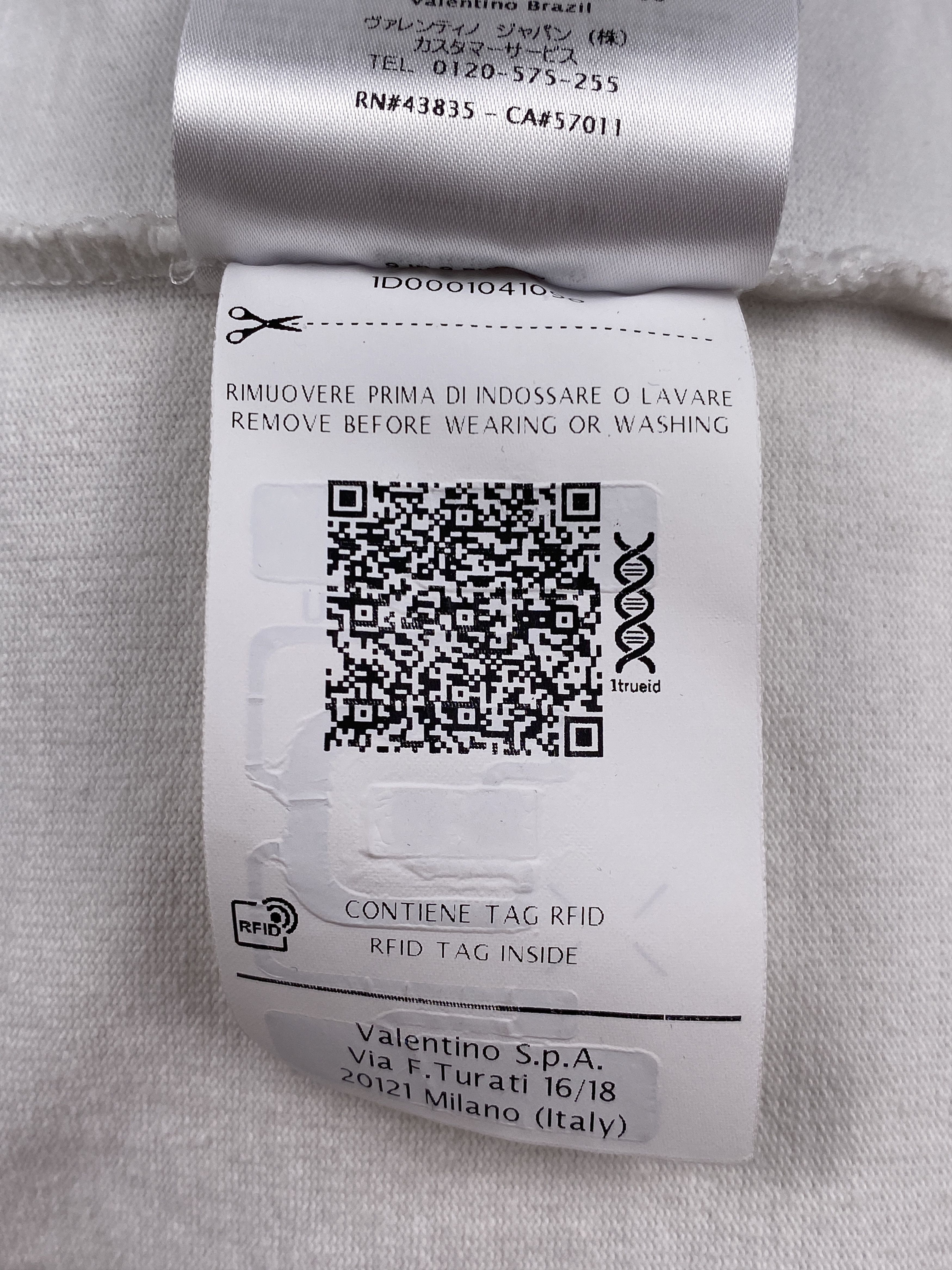 Valentino "V" Logo T-Shirt Size US M / EU 48-50 / 2 - 18 Thumbnail