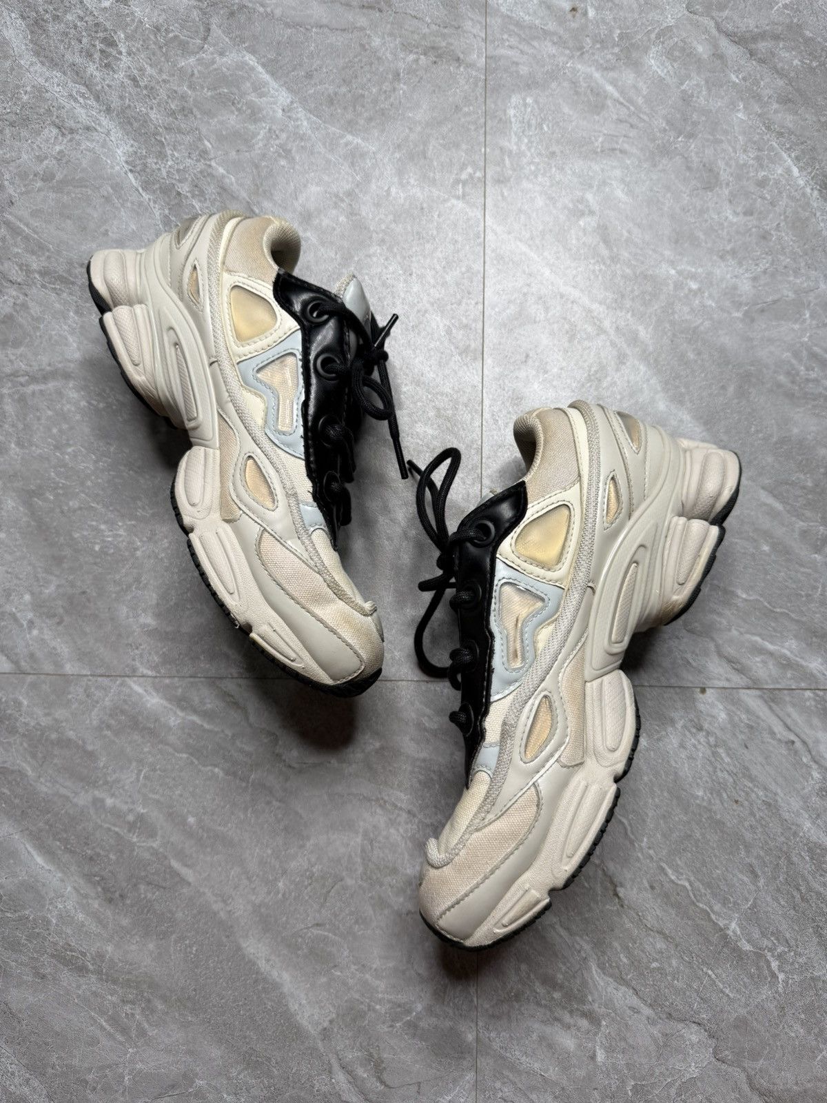 Adidas × Raf Simons Adidas x Raf simons Ozweego 3 Size US 6.5 / EU 39-40 - 3 Thumbnail