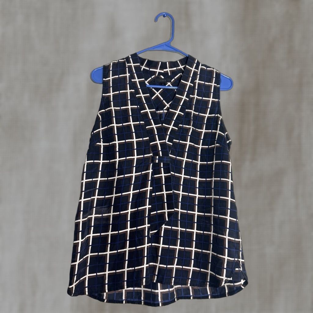 J.Crew J.CREW Tank Womens Size 6 100% Silk V-Neck Sleeveless Striped Blue Brown White Shirt Adult Womens Size M / US 6-8 / IT 42-44 - 1 Thumbnail