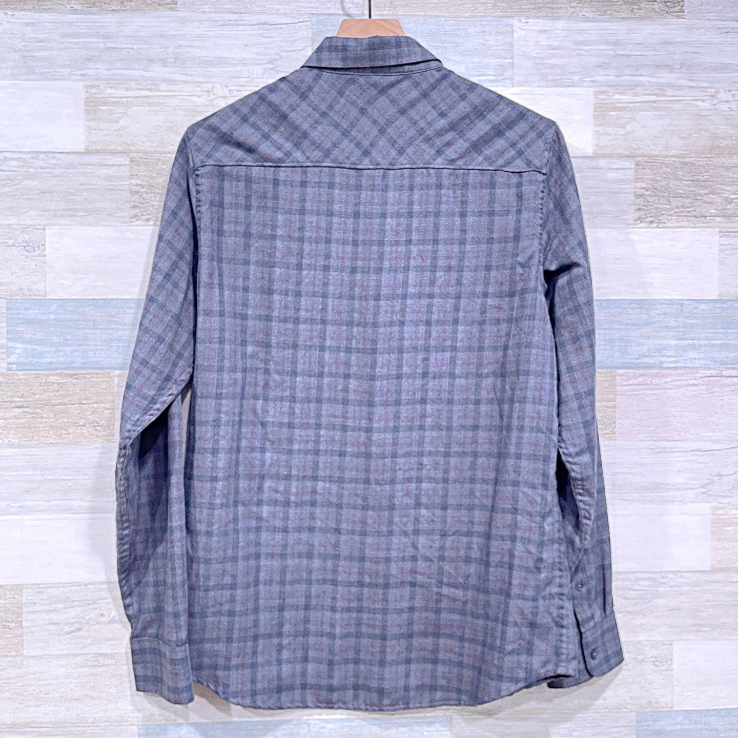 TravisMathew Travis Mathew Cloud Flannel Shirt Gray Plaid Mens Medium Size US M / EU 48-50 / 2 - 3 Thumbnail