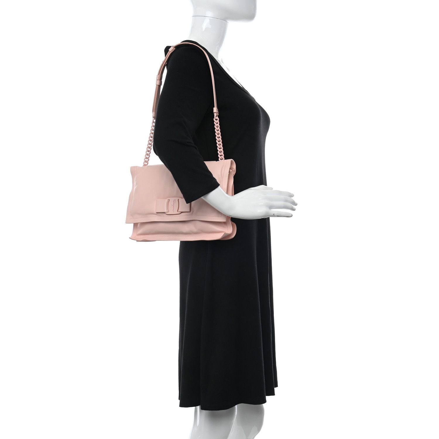 Salvatore Ferragamo o1s1rm1124 Size: OS / Padded Leather Shoulder Bag in Corallo Size ONE SIZE - 2 Thumbnail