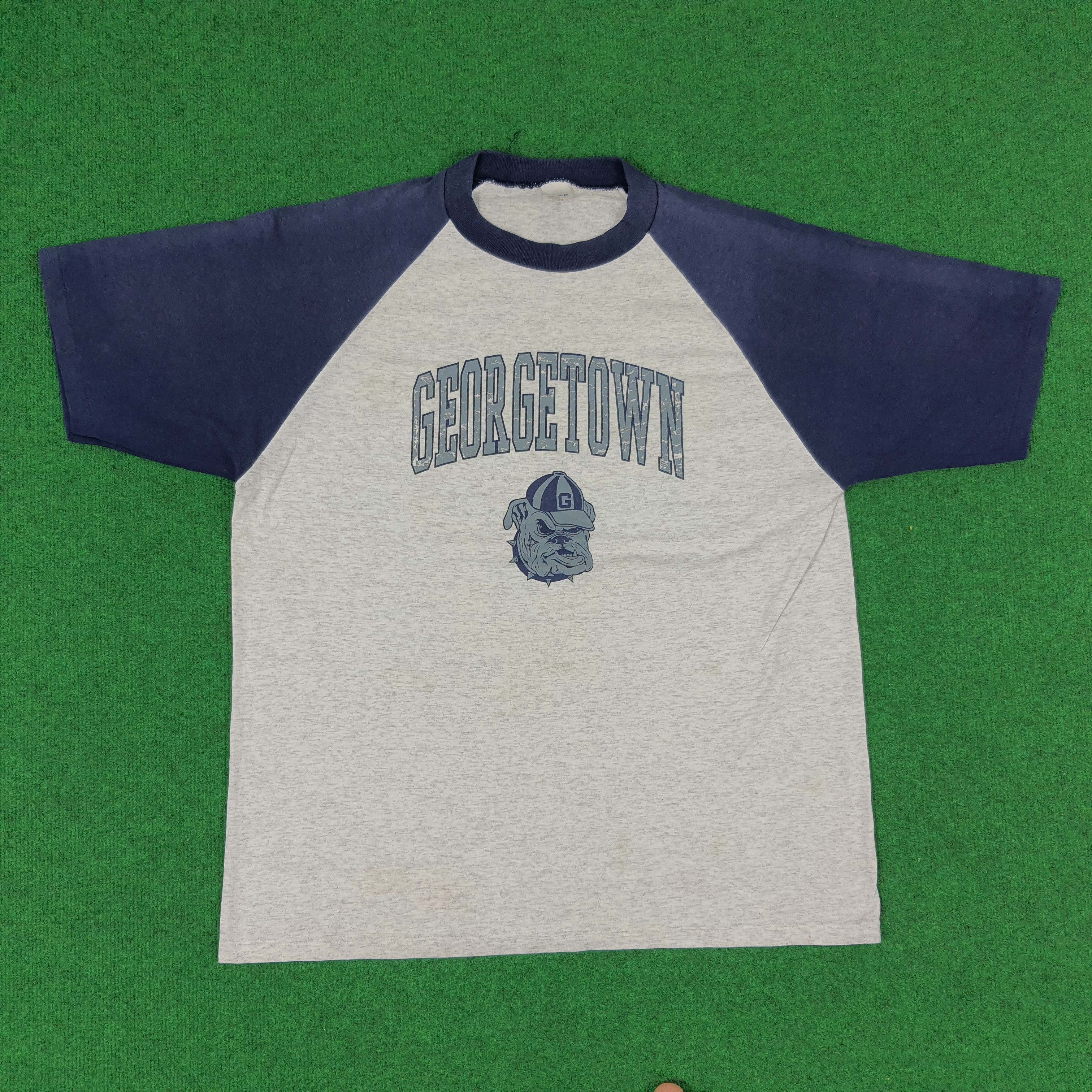 NFL × Vintage Vintage NFL GEORGETOWN Hoyas Football Sports Raglan Tshirt Size US XL / EU 56 / 4 - 1 Thumbnail